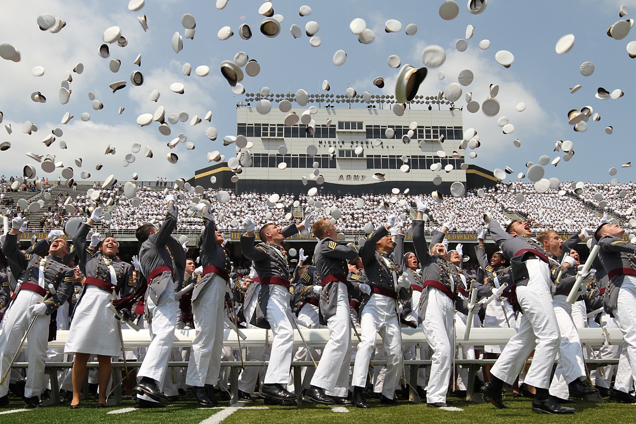 1080P, exuberant, group of people, soldiers, arts culture and entertainment, music, large group of people, women, graduates, college, graduation, real people, HD Wallpaper