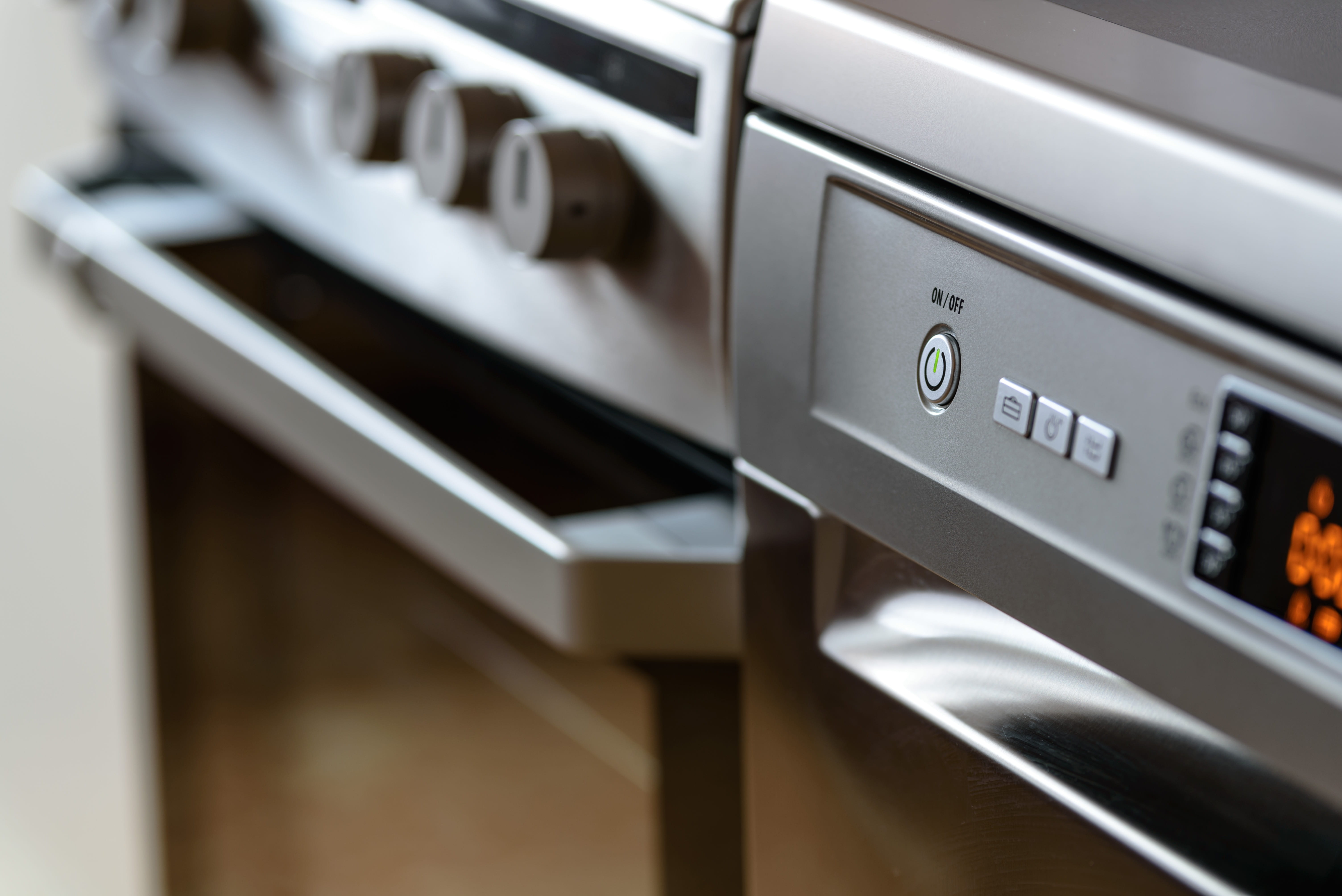 black color, industry, shiny, 5K, selective focus, close-up, appliance, communication, automatics, modern kitchen, washing machine, stove, hostess, modernity, HD Wallpaper