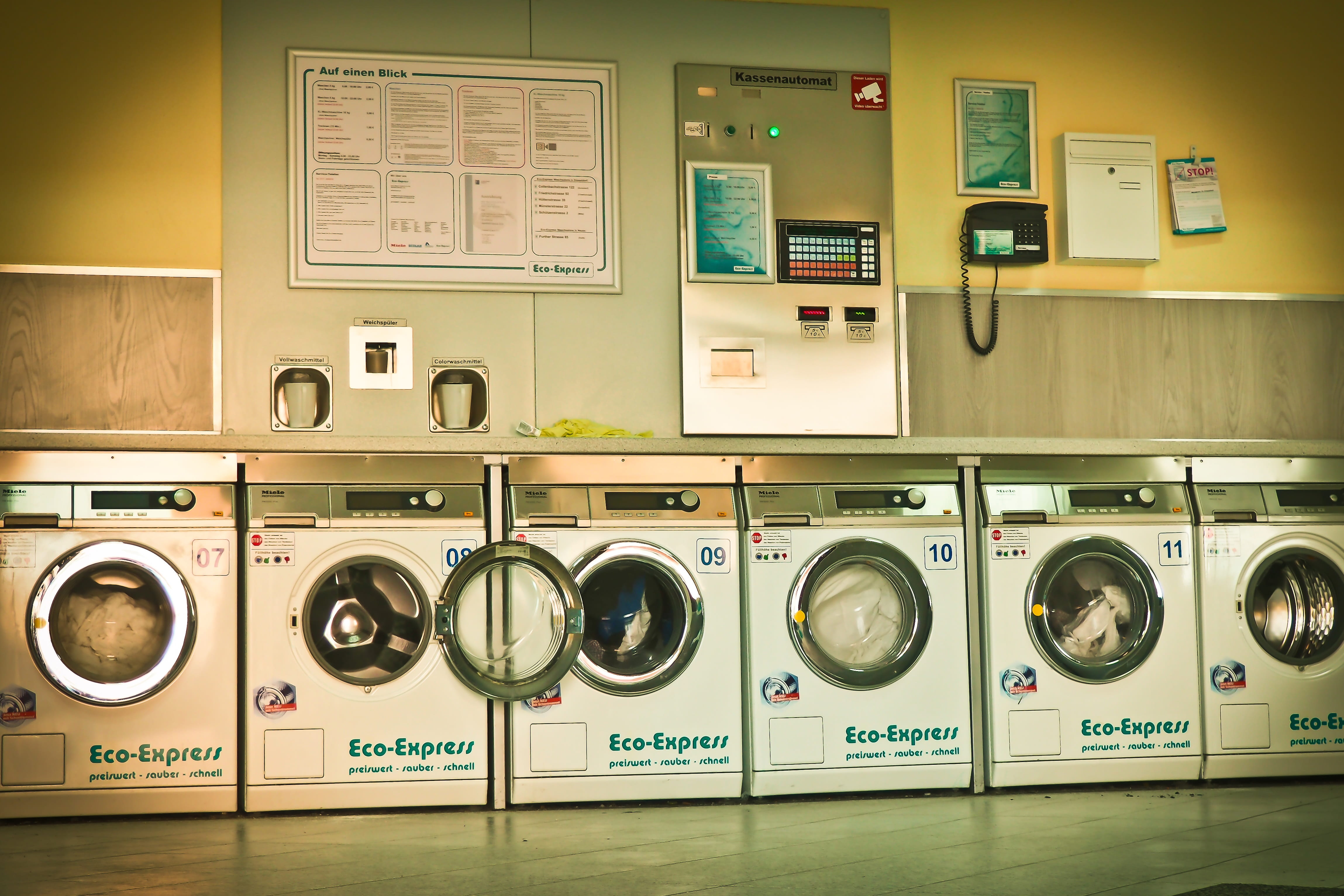 equipment, white ware, budget, in a row, dry laundry, clean, no people, launderette, domestic life, machinery, cleaning, electricity, group of objects, HD Wallpaper