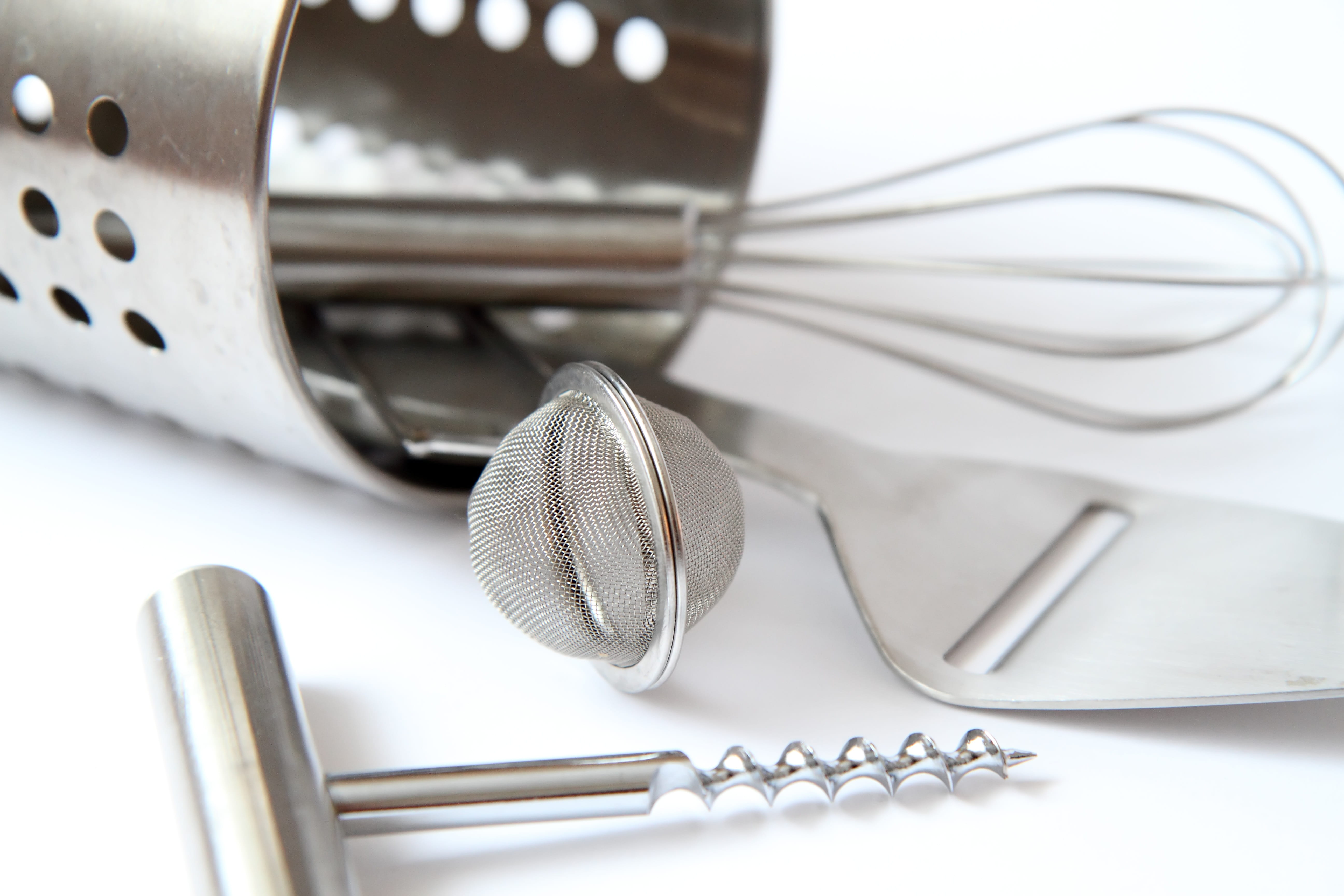 metal, bottle, group of objects, white, still life, pen, clean, opener, kitchen, personal accessory, silver, indoors, design, studio shot, directly above, HD Wallpaper