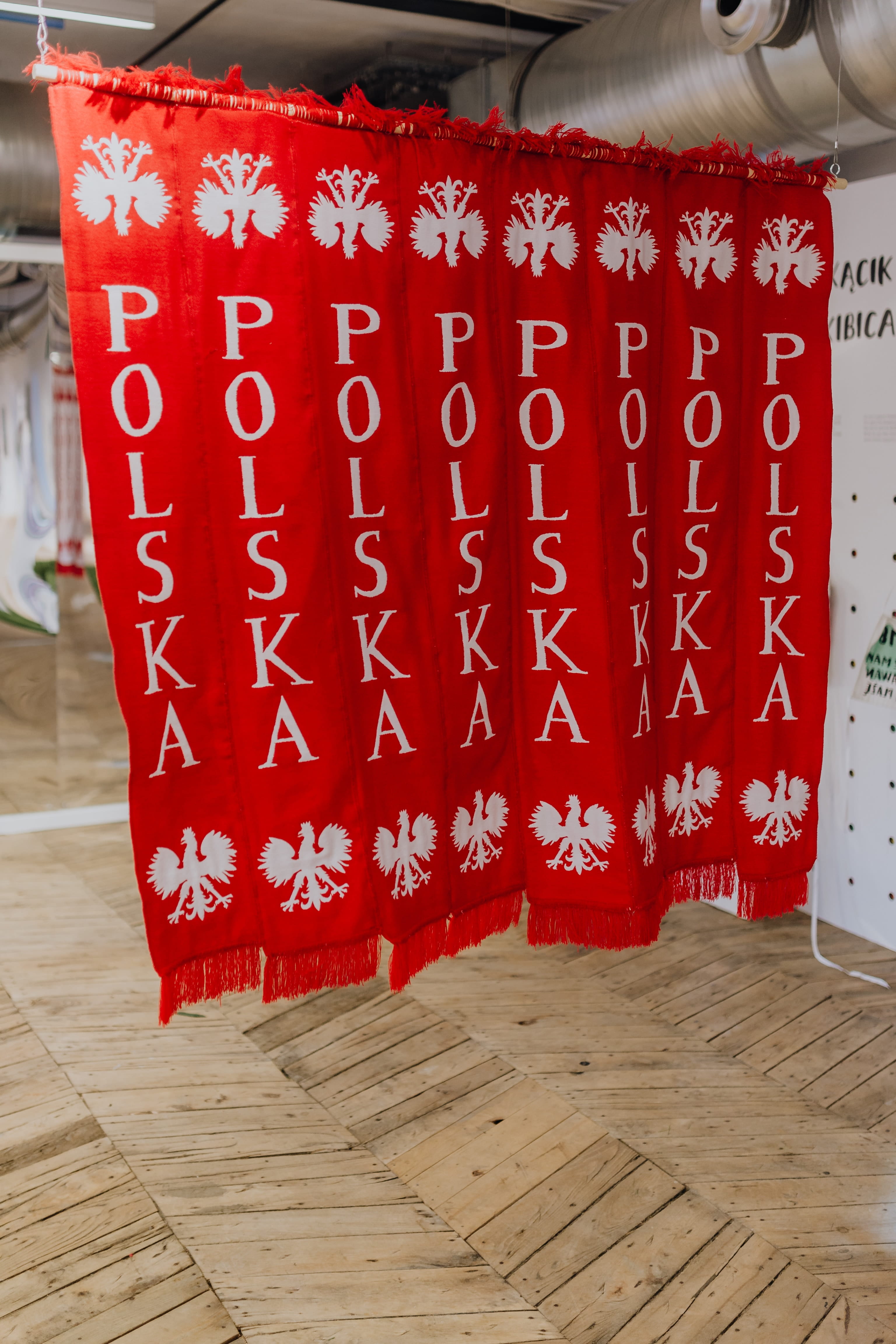 non-western script, red, wood, architecture, pattern, lodz design festival, script, no people, indoors, soccer, ŁDF, holiday, scarf, flooring, day, 4K, Phone HD Wallpaper