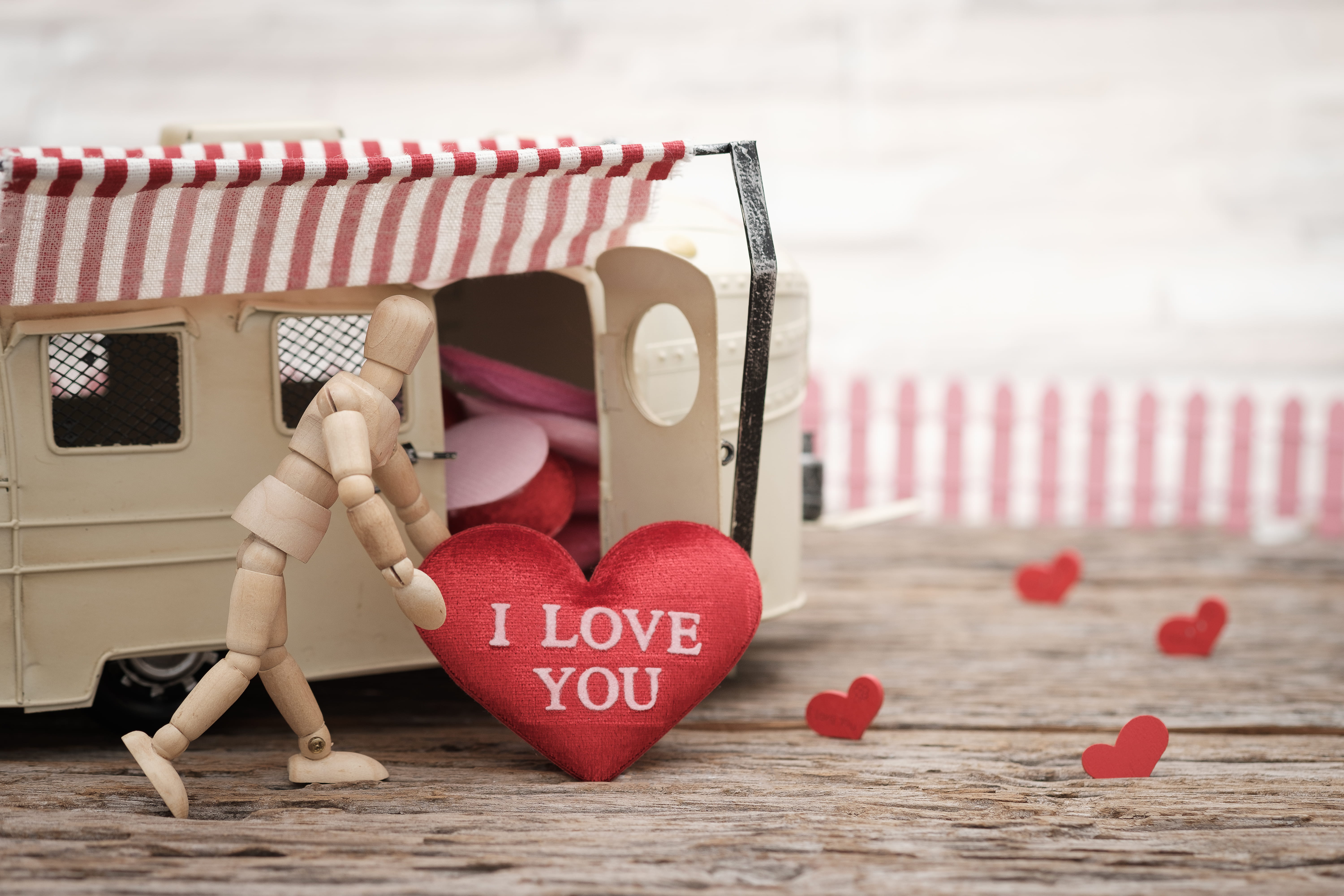 holding, wood, 5K, love symbol, valentine, indoors, valentines, concept, shapes, design, human body part, day, emotion, wood - material, celebration, doll, HD Wallpaper