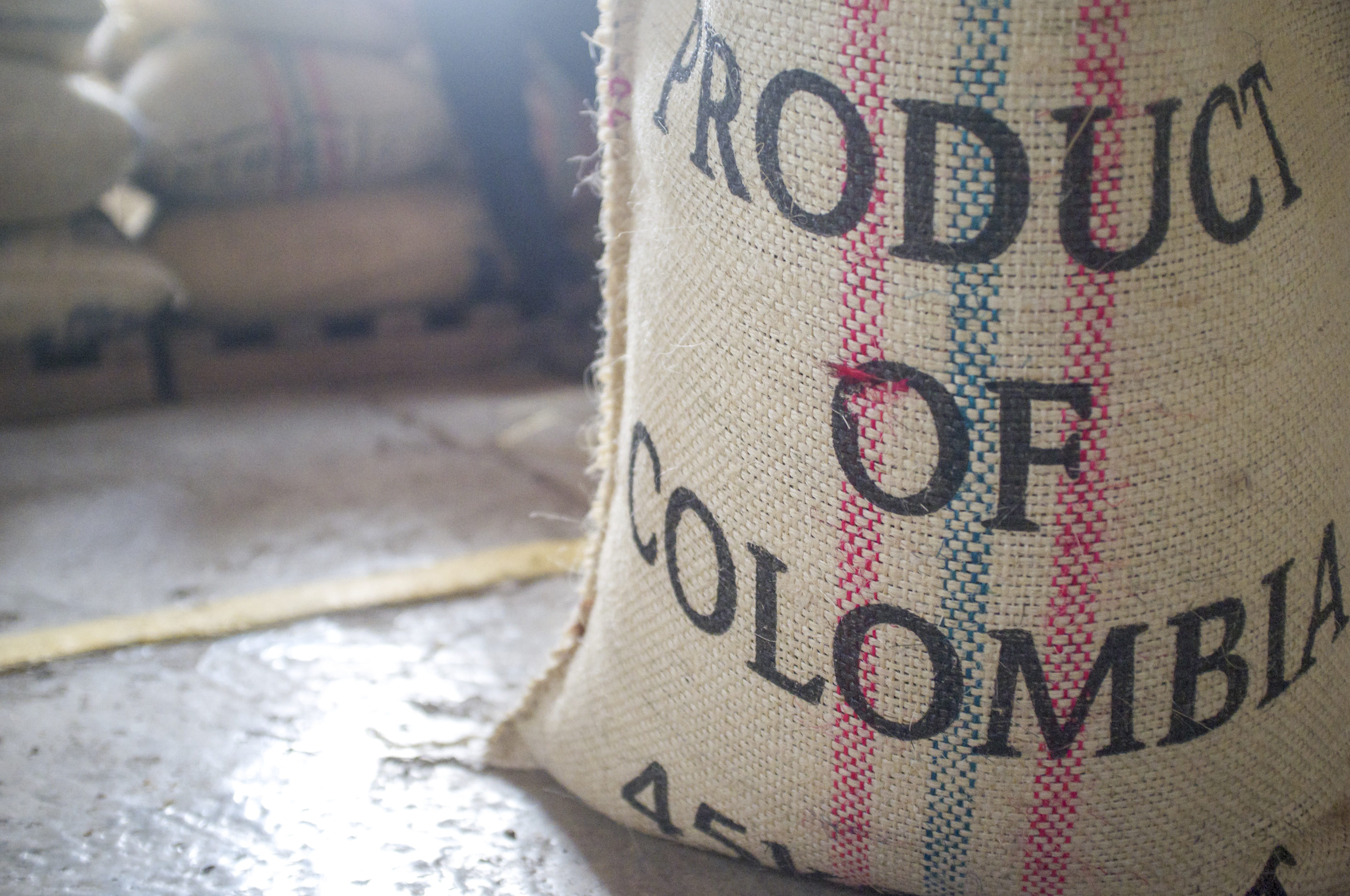 white color, single object, sack, beans, fresh, text, wool, red, textile, pattern, coffee bean, outdoors, colombia, burlap, business, printed, number, finance, HD Wallpaper