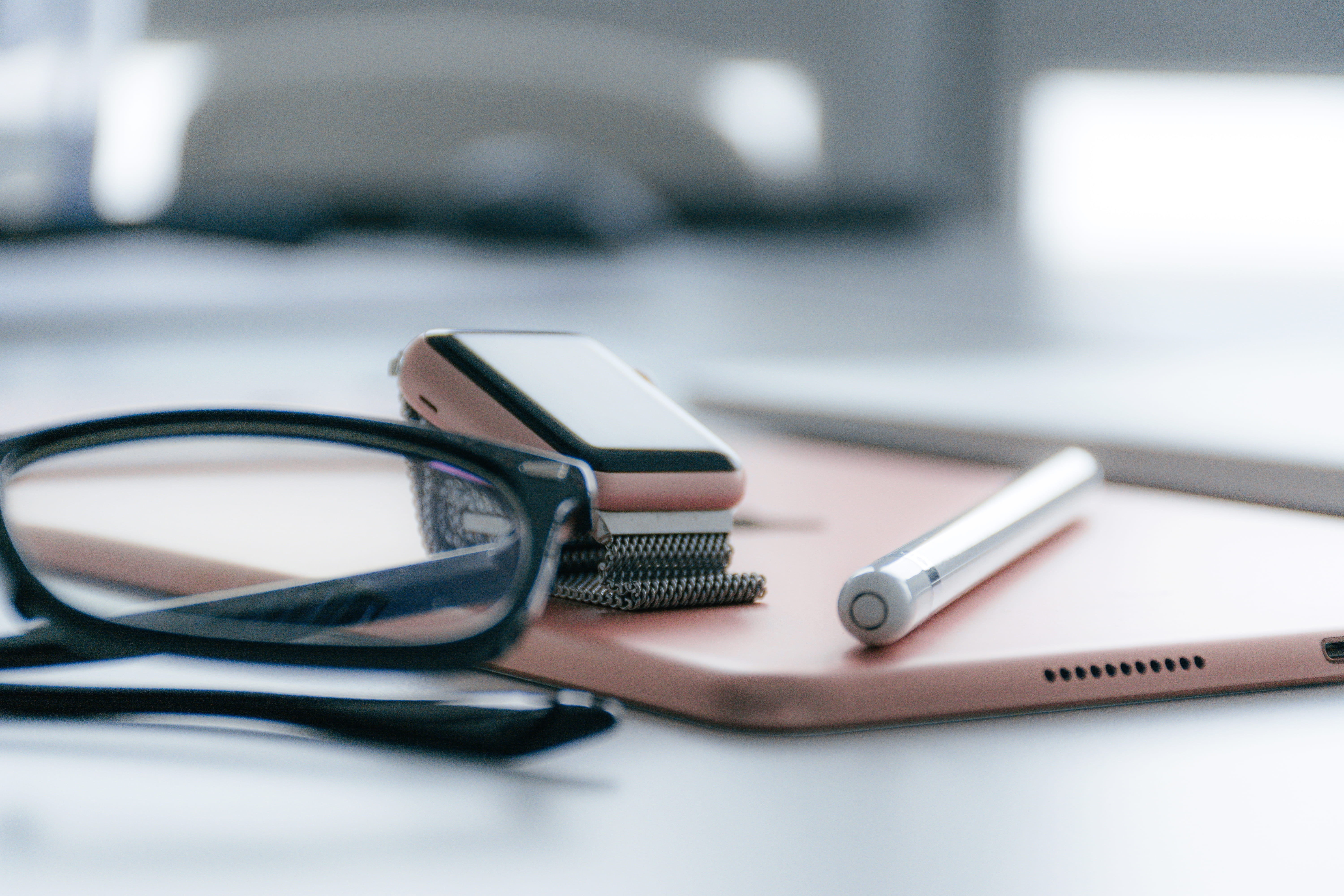 selective focus, still life, rose, business, tablet, apple, furniture, no people, closeup, connection, mobile phone, text, pen, glasses, single object, HD Wallpaper