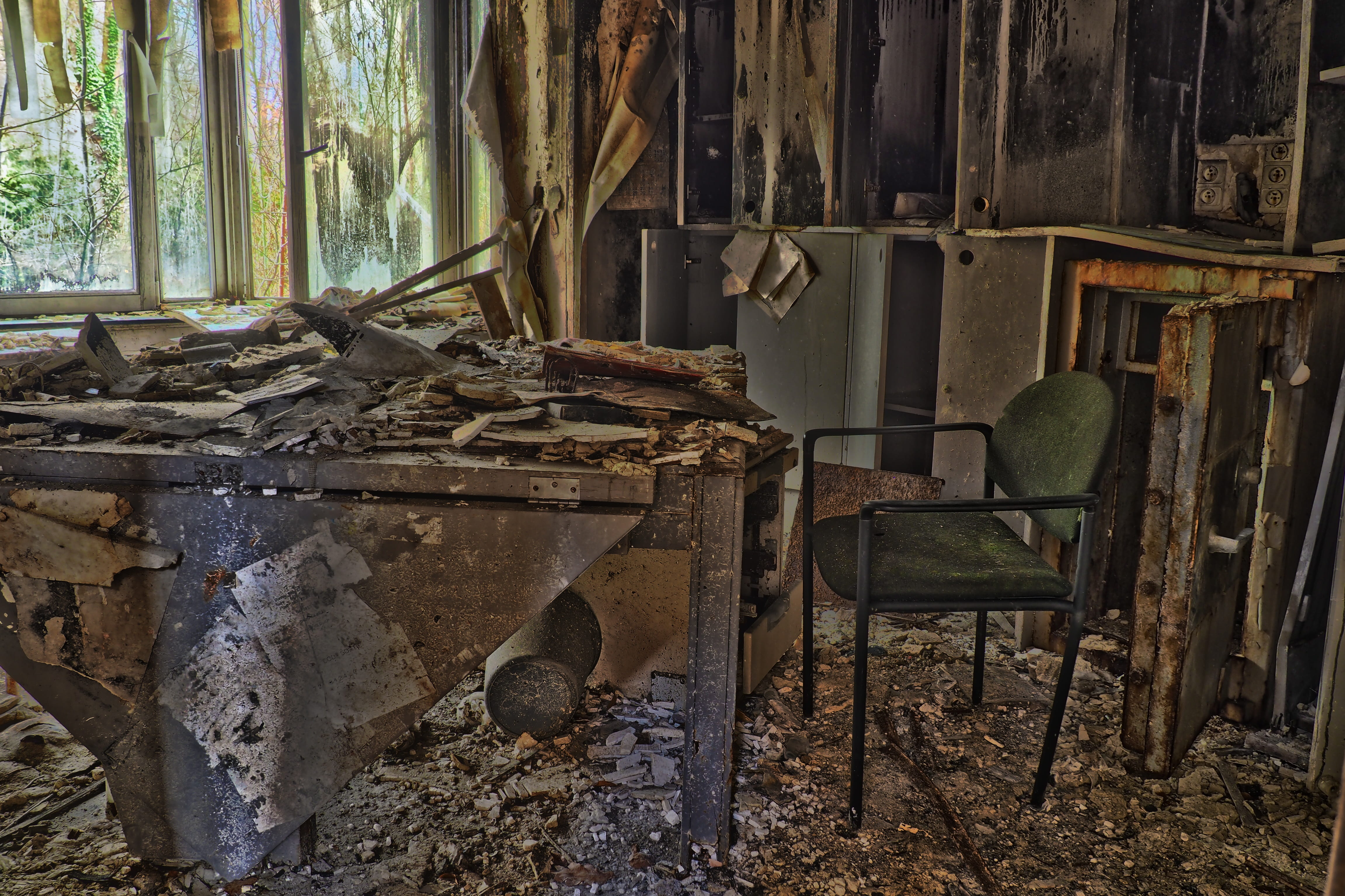 ruin, home, leave, broken, building, morsch, day, run-down, old building, window, pforphoto, obsolete, seat, decay, run down, transience, nature, lapsed, HD Wallpaper