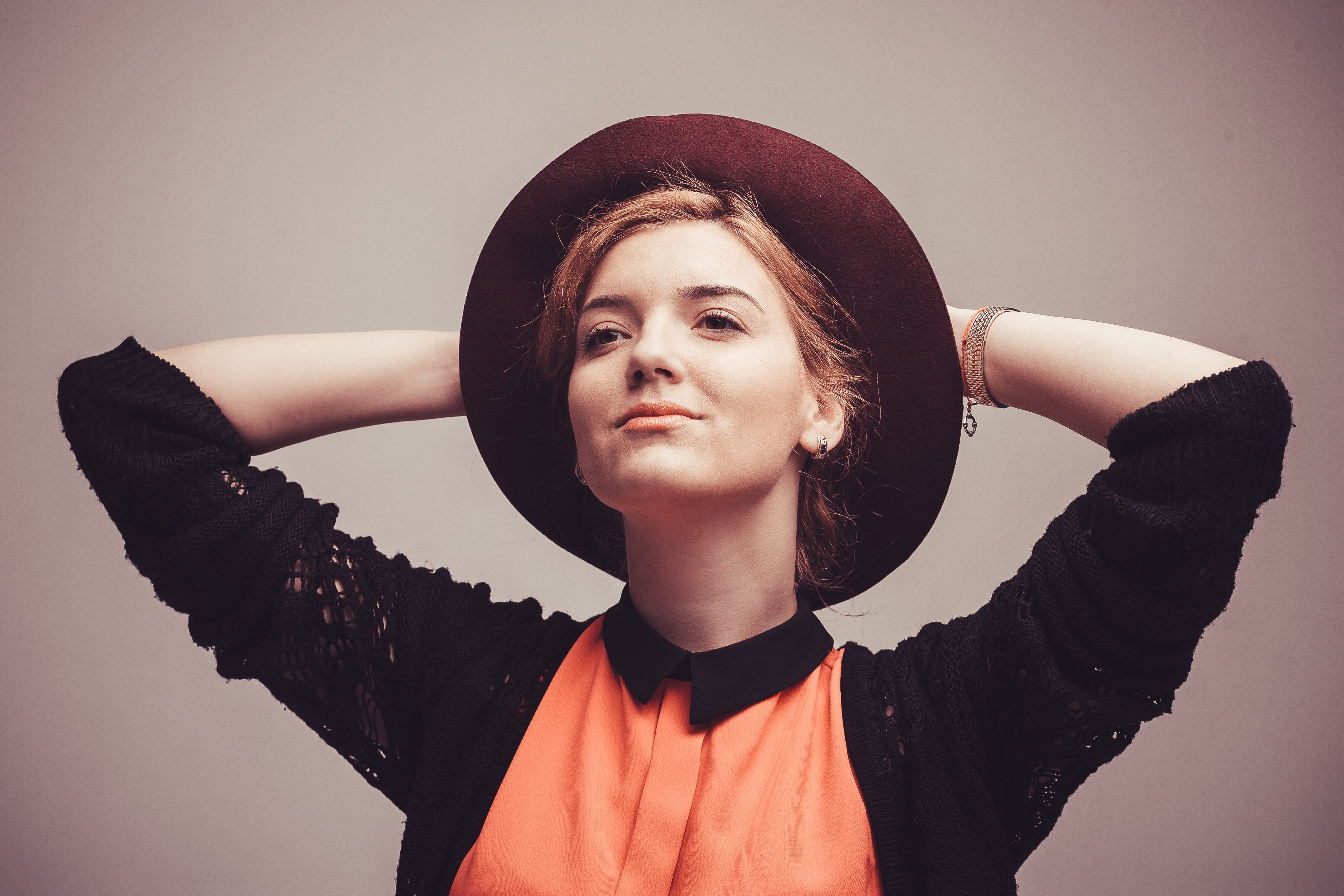 human body part, about, lifestyles, standing, hat, caucasian Ethnicity, studio, black, people, in relation to, shirt, beauty, females, young Adult, only women, HD Wallpaper