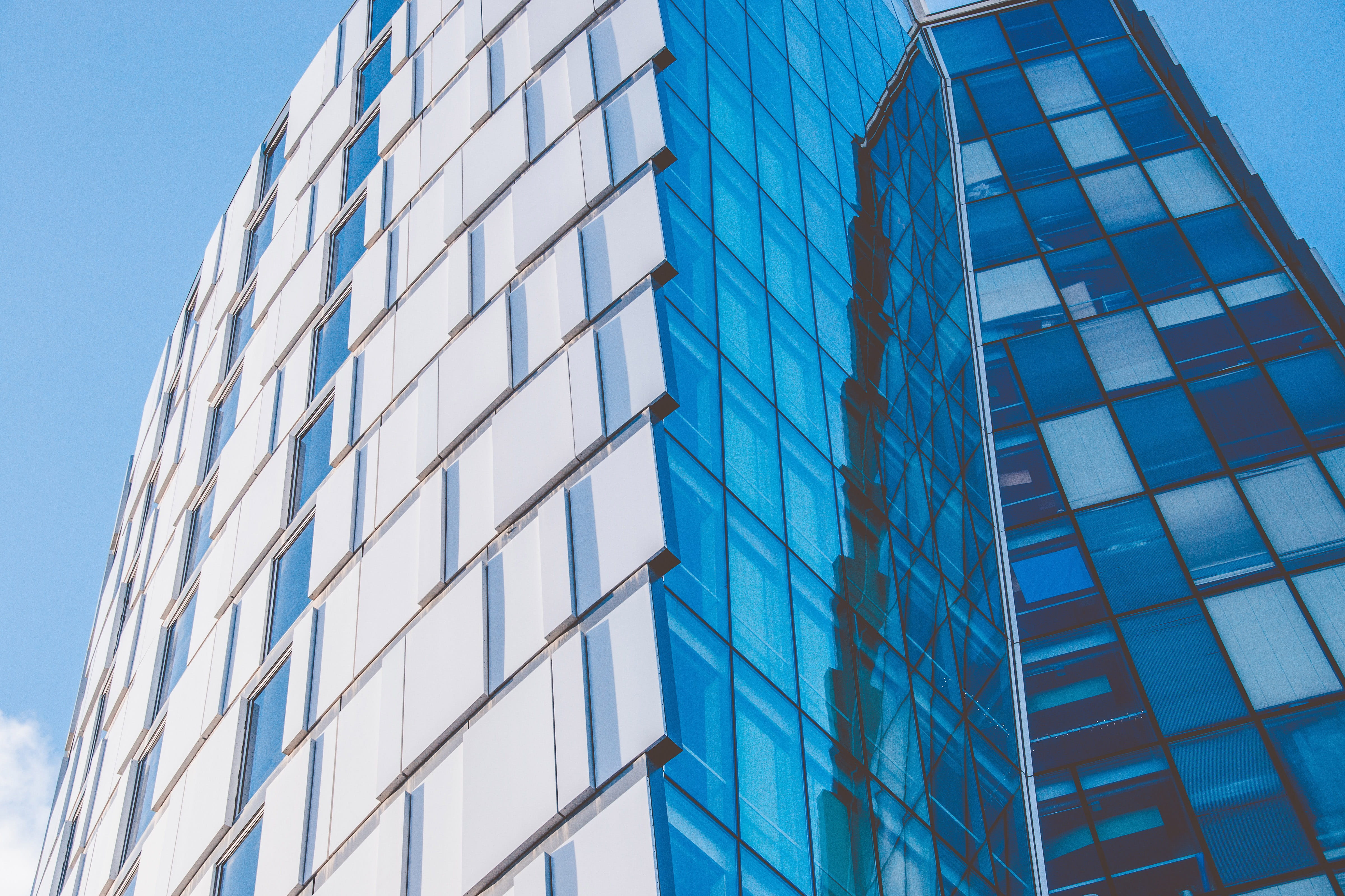 finance, steel, architecture, glass - Material, urban Scene, office Building, tall - High, blue, outdoors, city, modern, tower, window, low angle view, HD Wallpaper