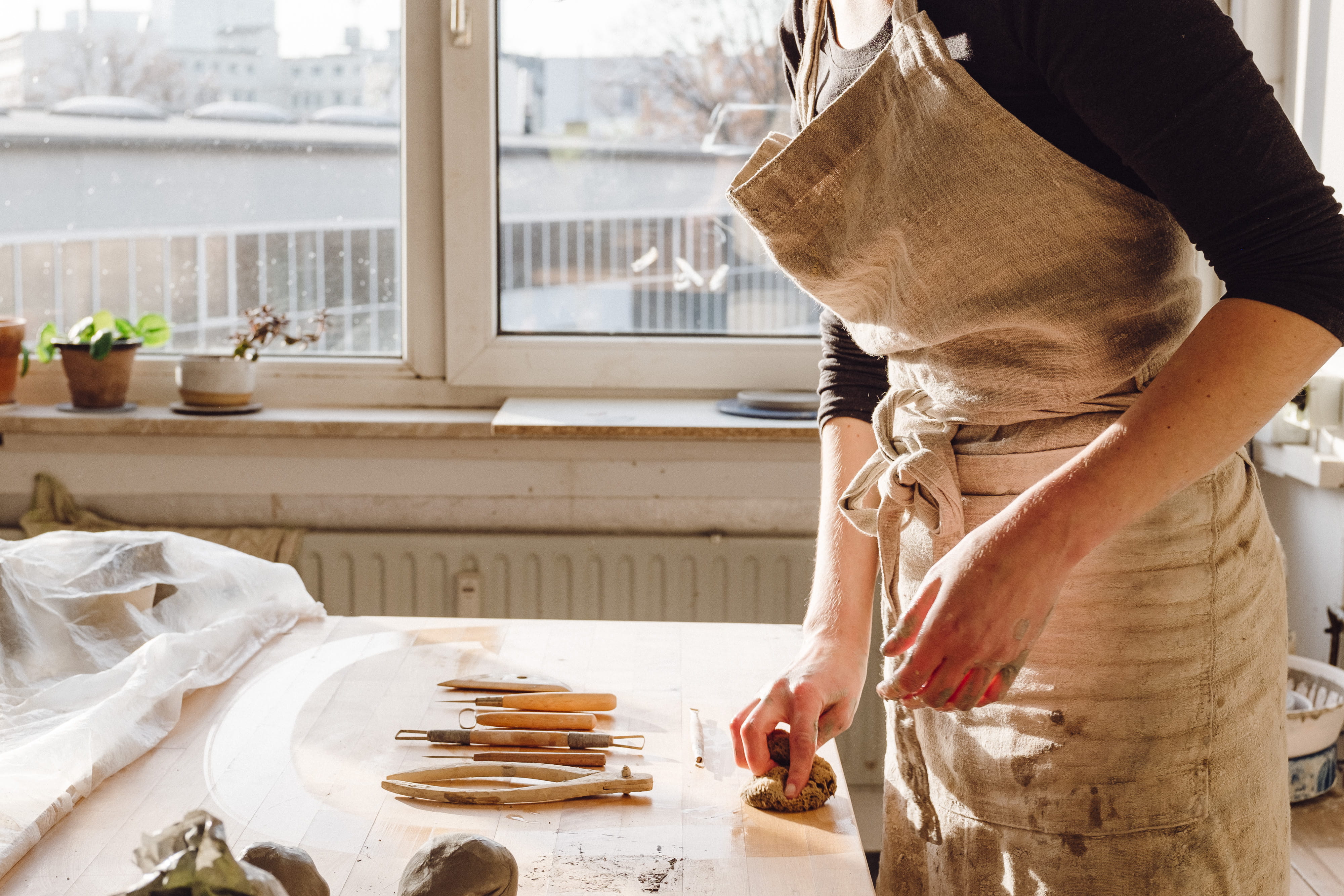 art, closeup, midsection, tools, women, traditional, ceramic, females, day, woman, hobby, tool, skill, handicraft, creativity, earthenware, process, design, HD Wallpaper