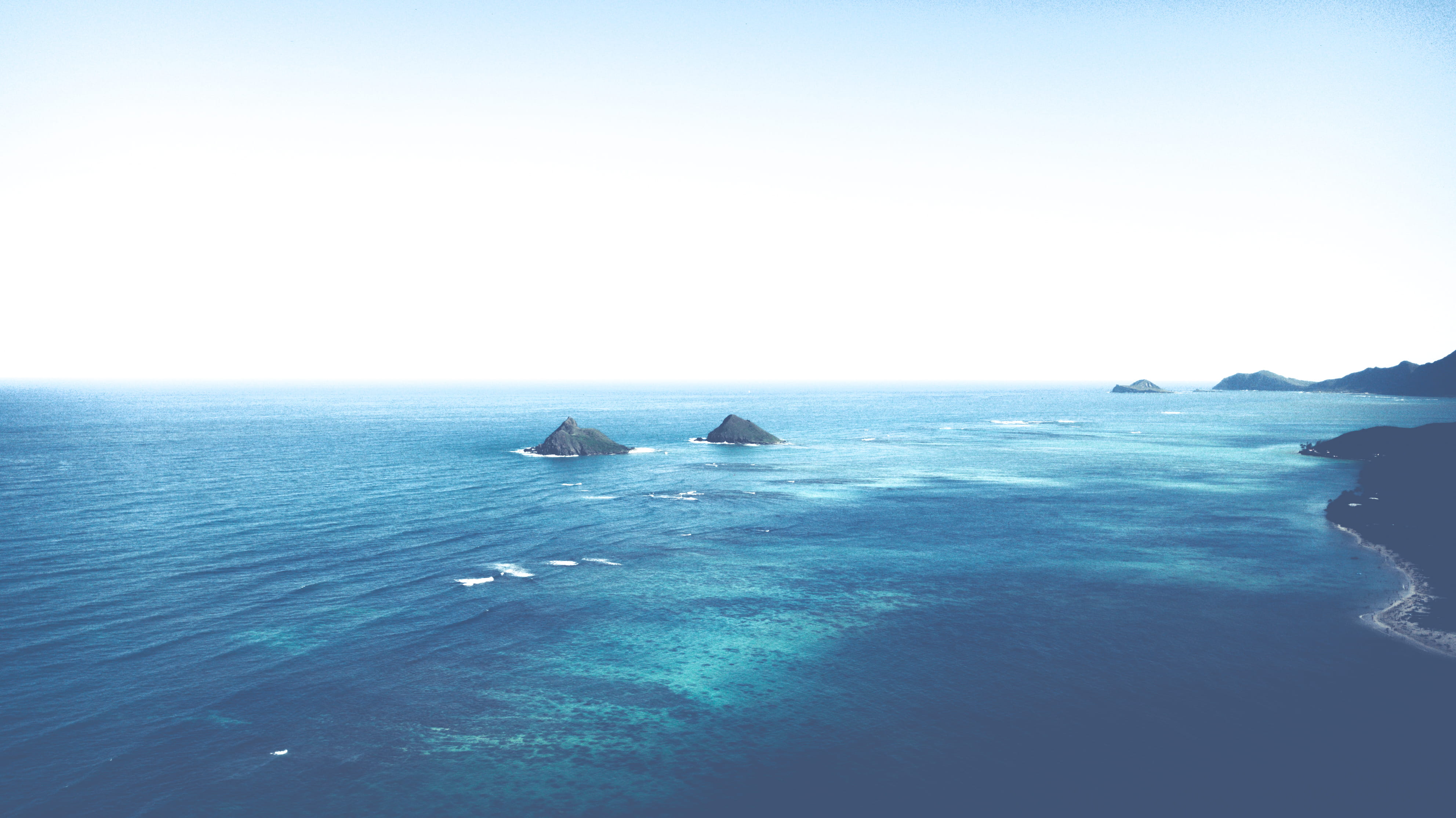 land, coast, horizon, hawaii, sea, day, travel, background, clear sky, explore, oahu, outdoors, live, united states, tranquility, sky, transportation, idyllic, HD Wallpaper