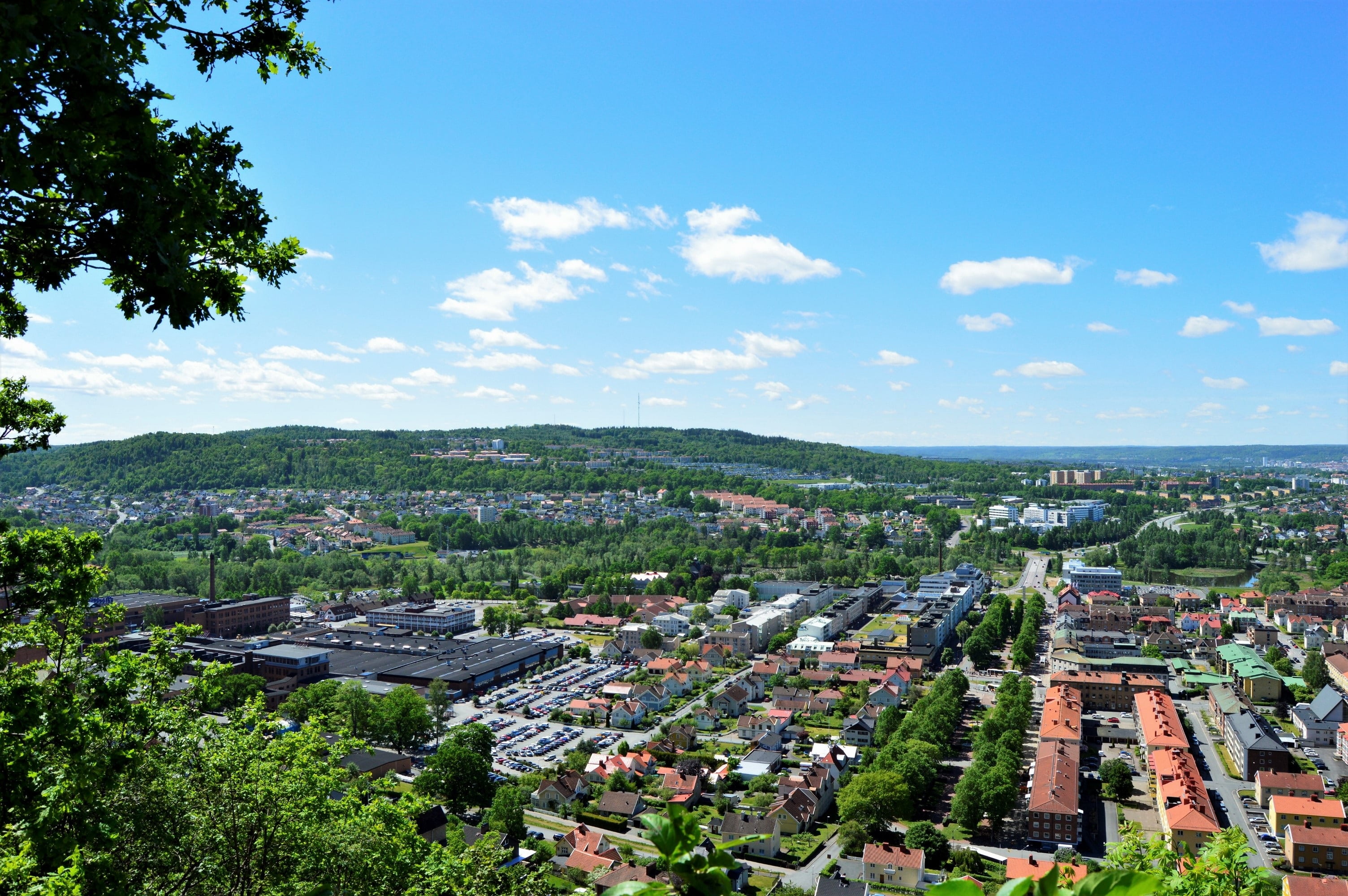 day, high angle view, blue, townscape, building exterior, sky, landscapes, huskvarna, 2K, city, jönköping, summer, residential district, no people, nature, HD Wallpaper