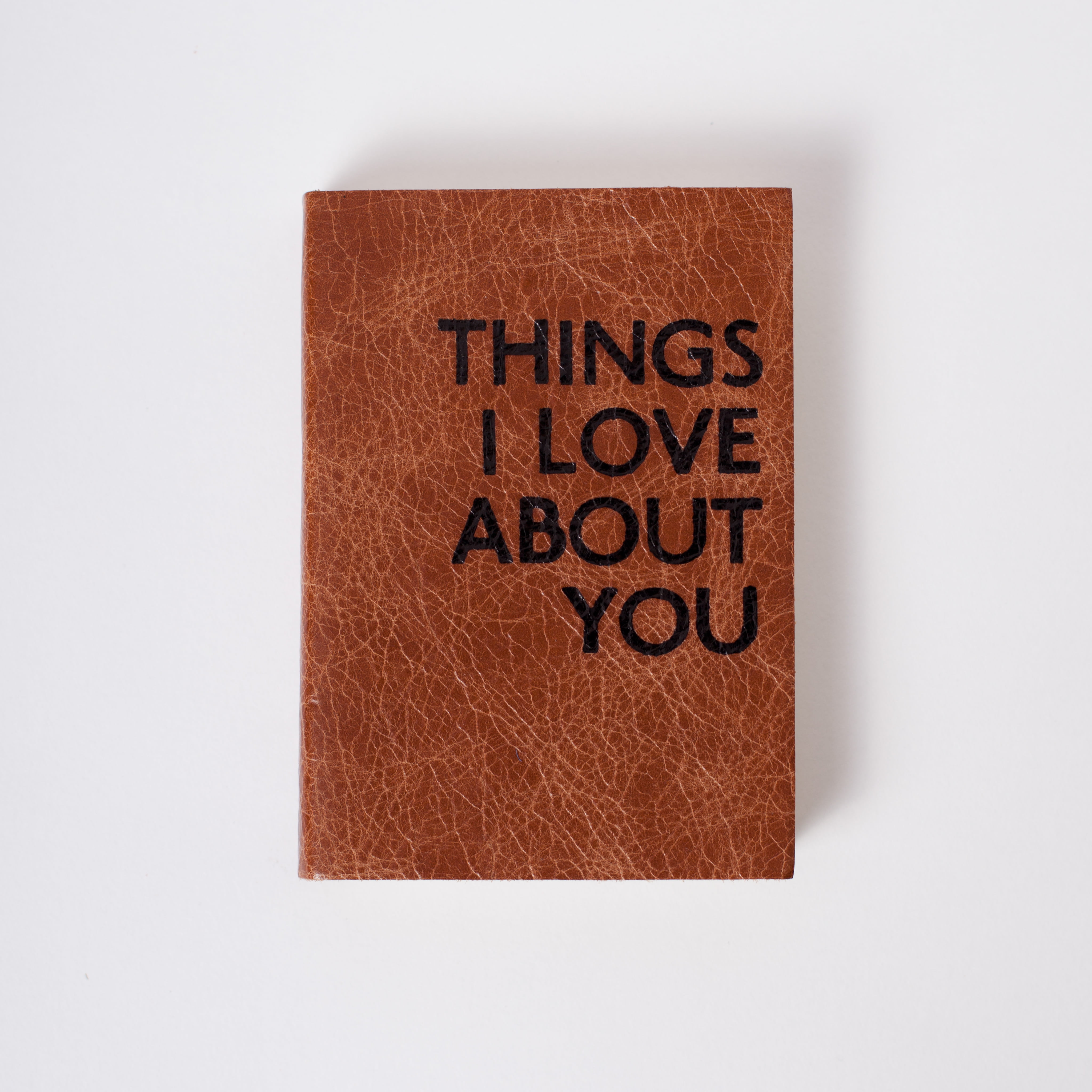 quote, single object, food, minimalist, things I love about you, wood - material, white background, brown, still, western script, indoors, close-up, communication, Phone HD Wallpaper
