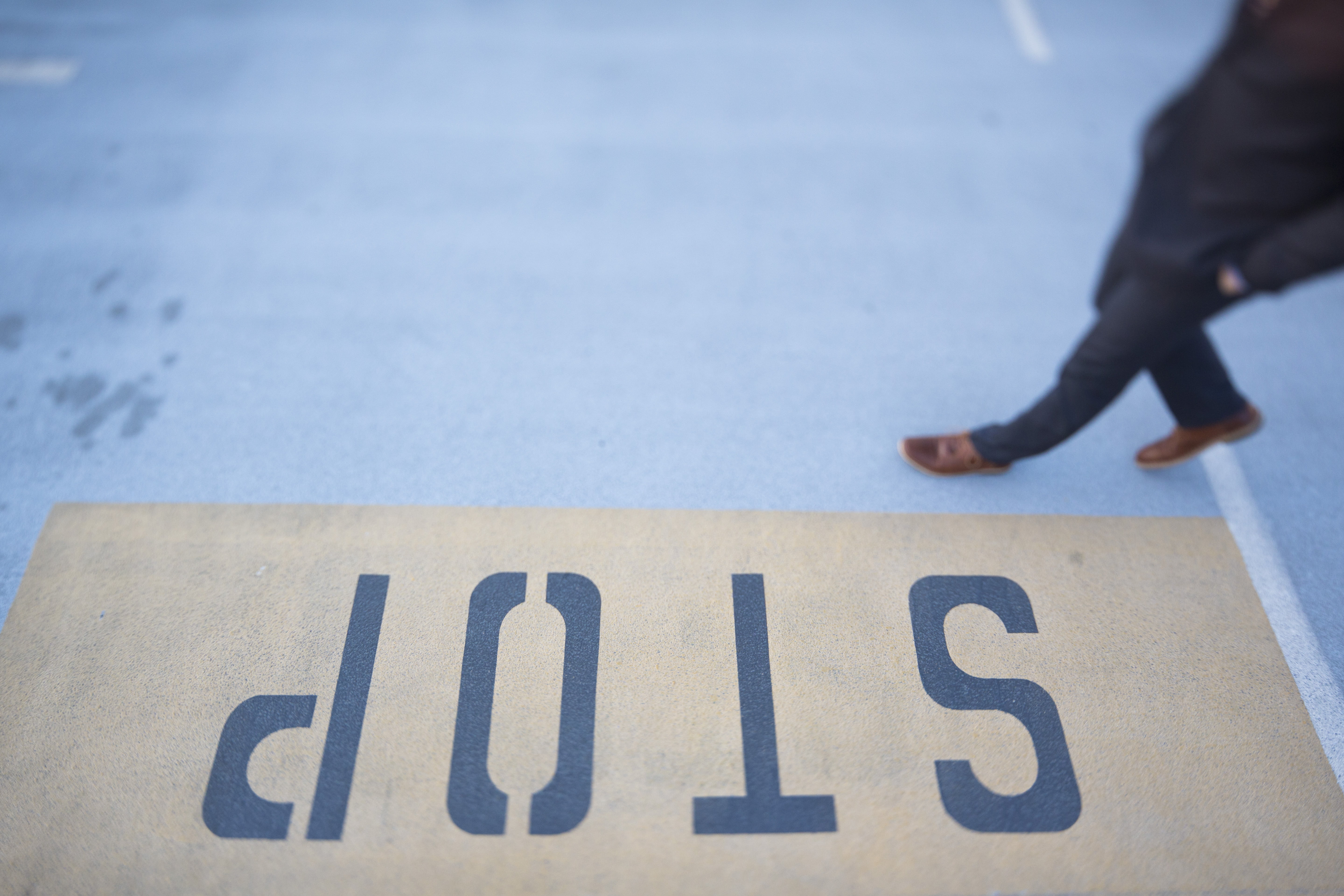 sign, outdoors, direction, street, text, people, one man only, lane, intersection, body part, yellow, person, human limb, gray, pedestrian, standing, 5K, HD Wallpaper