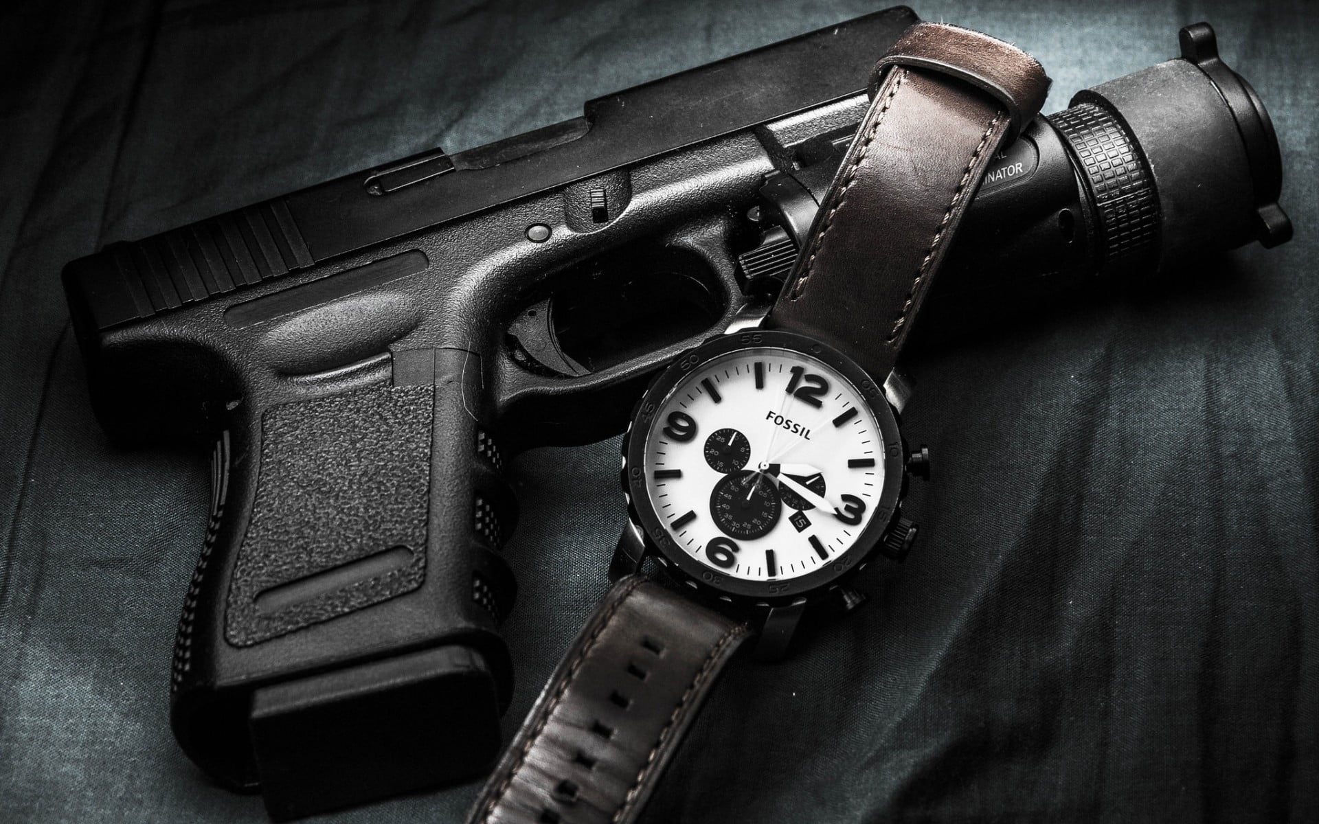 watch, round, metal, technology, retro styled, nostalgia, watches, time, clock, Handgun, table, accuracy, high angle view, brown, number, black, no people, HD Wallpaper