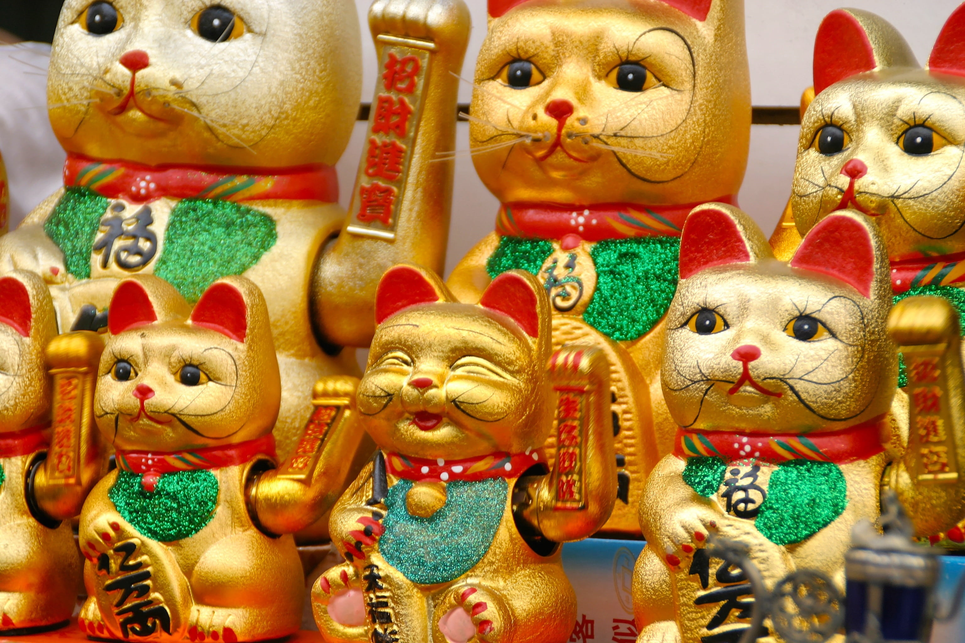 representation, wave, chinese, no people, choice, male likeness, lucky charm, pile, cultures, side by side, maneki, human representation, toy, asia, japanese, HD Wallpaper