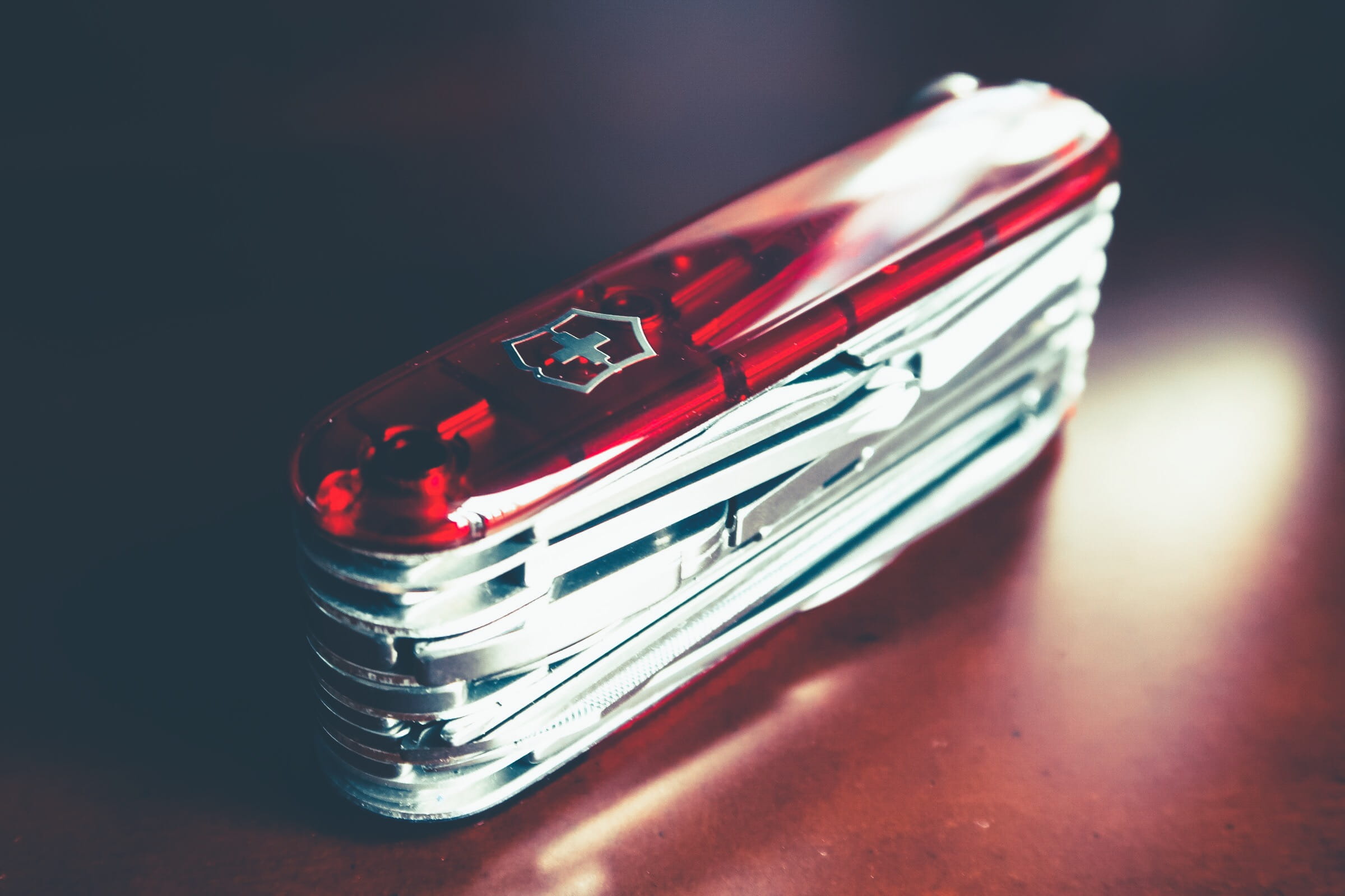 wealth, wireless technology, luxury, swiss, no people, car, selective focus, pocket, chrome, indoors, table, art, single object, army, studio shot, focus on foreground, HD Wallpaper