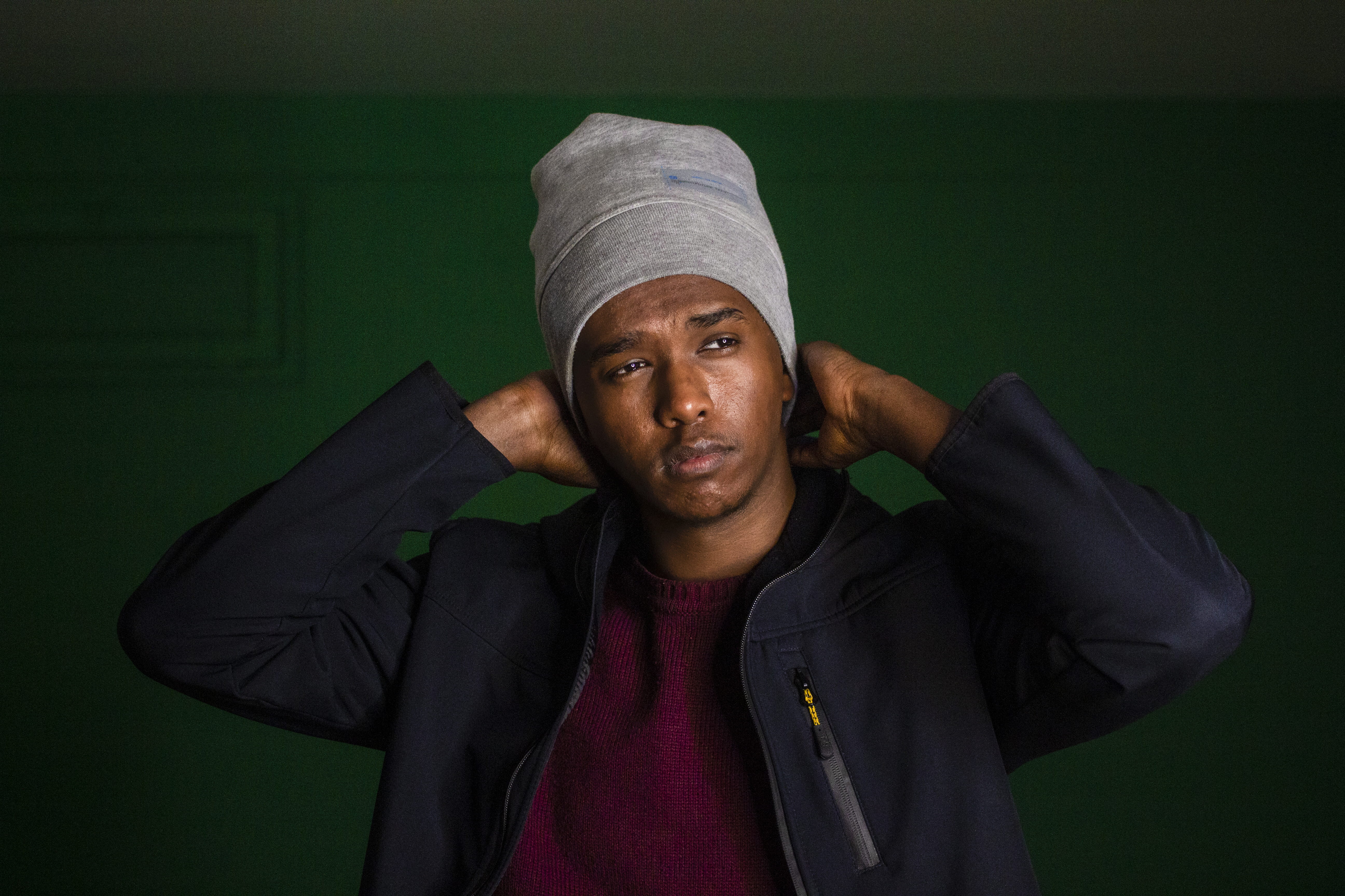 face, headband, people, studio shot, headshot, green, plant, men, bandage, gray, person, man, indoors, wearing, first aid, cap, hood - clothing, human, HD Wallpaper