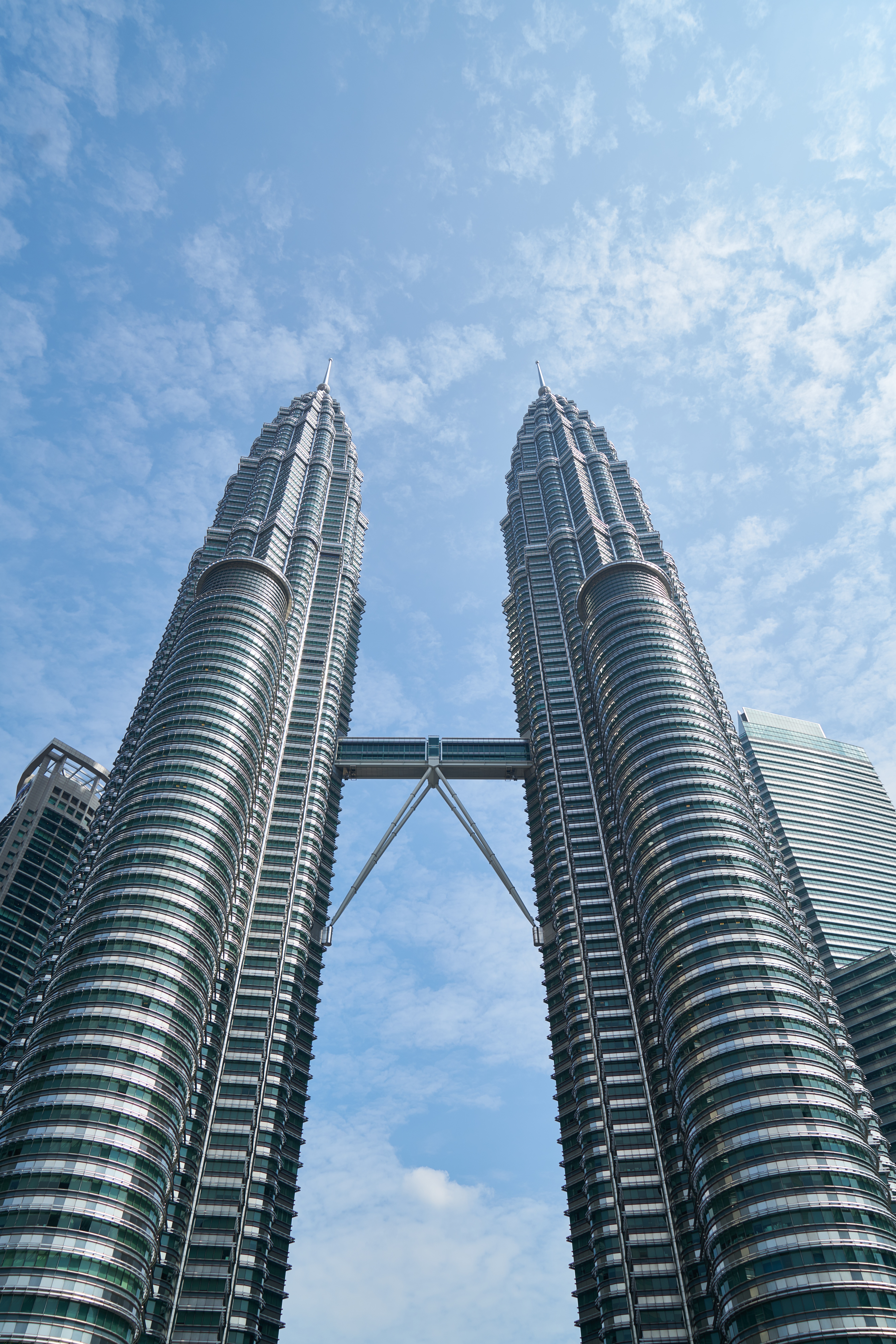 outdoors, travel, built Structure, metal, travel destinations, low angle view, asia, cityscape, skyscraper, kuala Lumpur, buildings, asian, outdoor, office, Phone HD Wallpaper