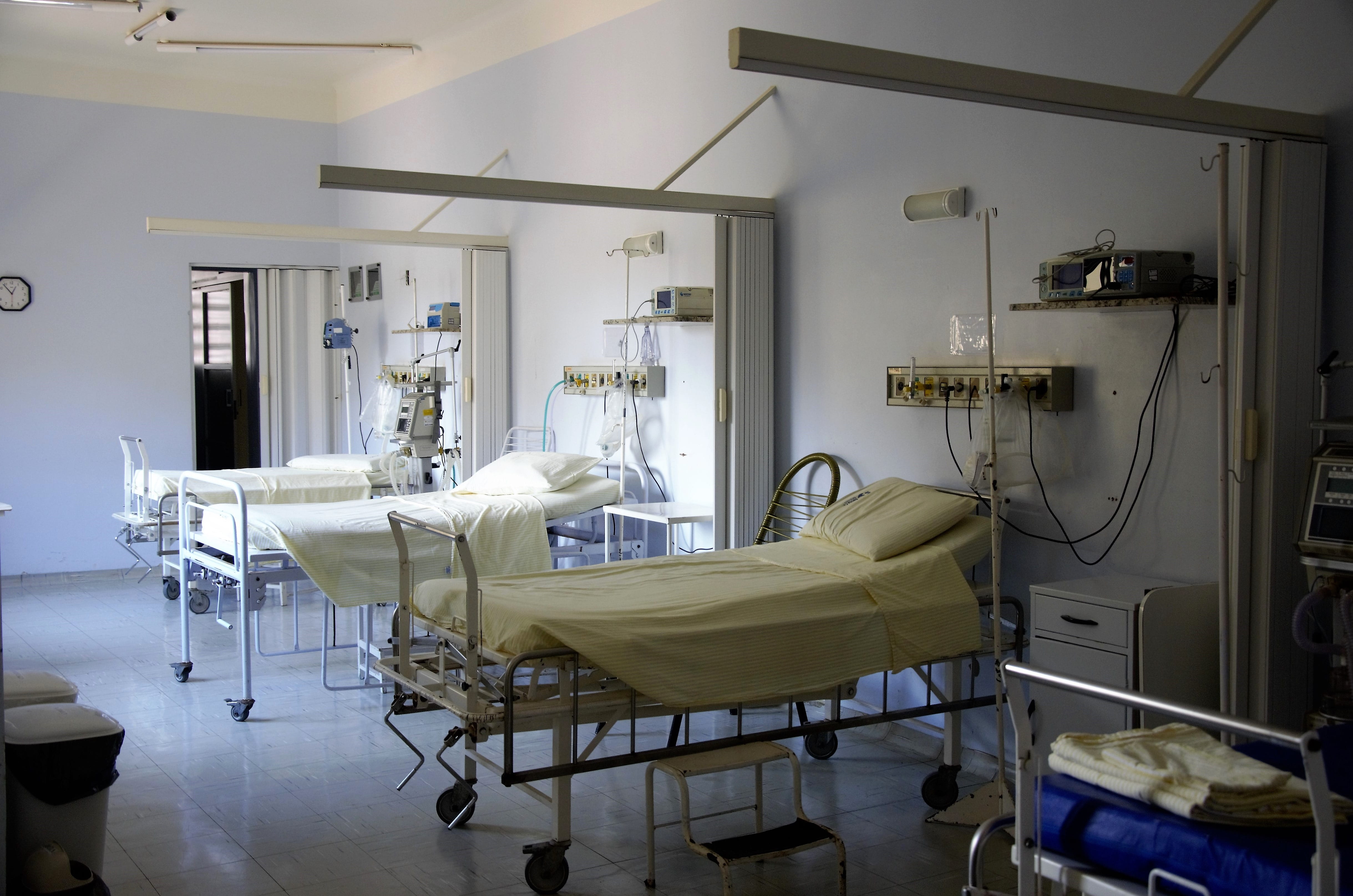 healthcare, surgical equipment, hygiene, lighting equipment, curtain, seat, medical equipment, absence, indoors, bed, domestic room, equipment, 4K, room, HD Wallpaper