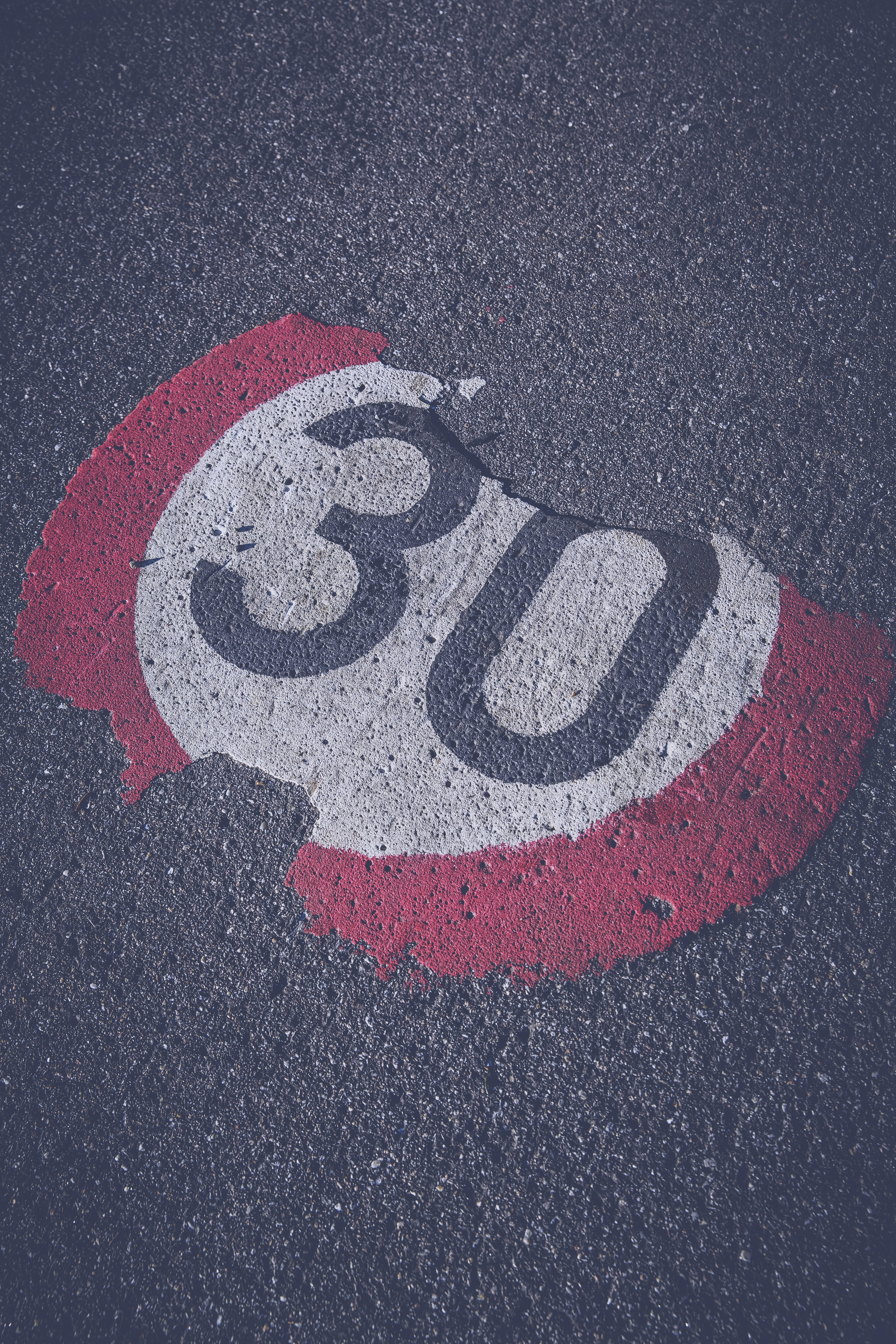 limit, shape, high angle view, symbol, road sign, speed limit sign, asphalt, thirty, no people, speed, transportation, grey, number, sign, circle, zone 30, Phone HD Wallpaper