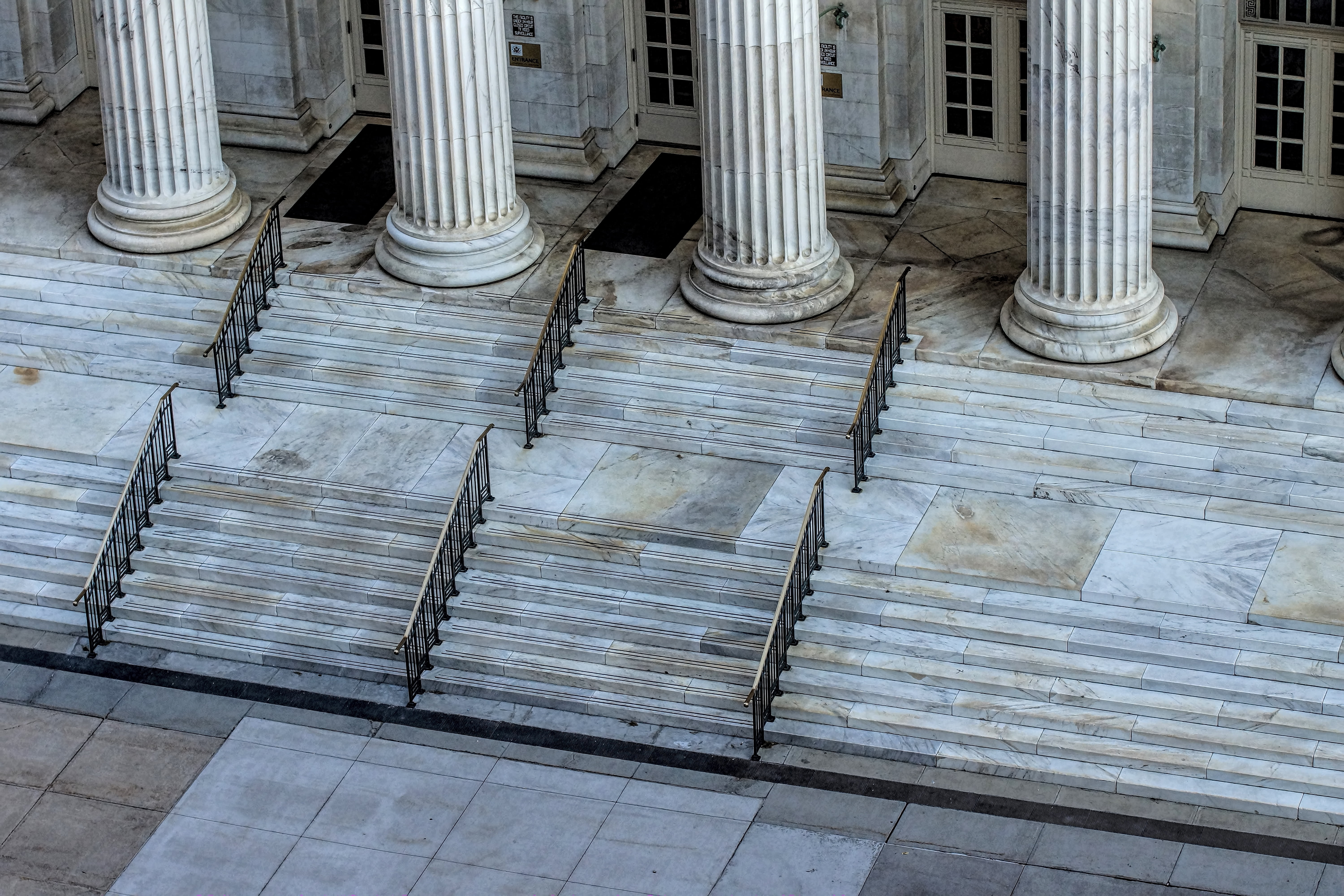 day, lawsuit, 5K, no people, colonnade, doorways, crime, outdoors, pillars, staircase, pattern, judgement, trial, stair, steps, litigation, justice, high angle view, HD Wallpaper
