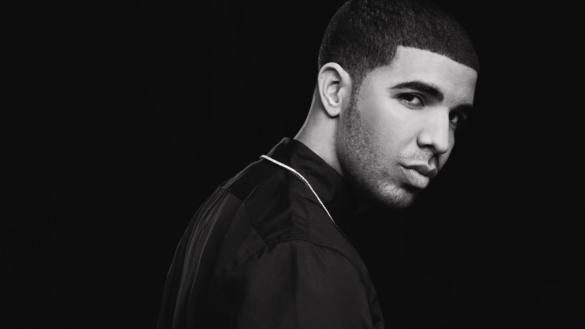 man, drake, white, black and white, black background, celebrities, black, 1080P, star, background, HD Wallpaper