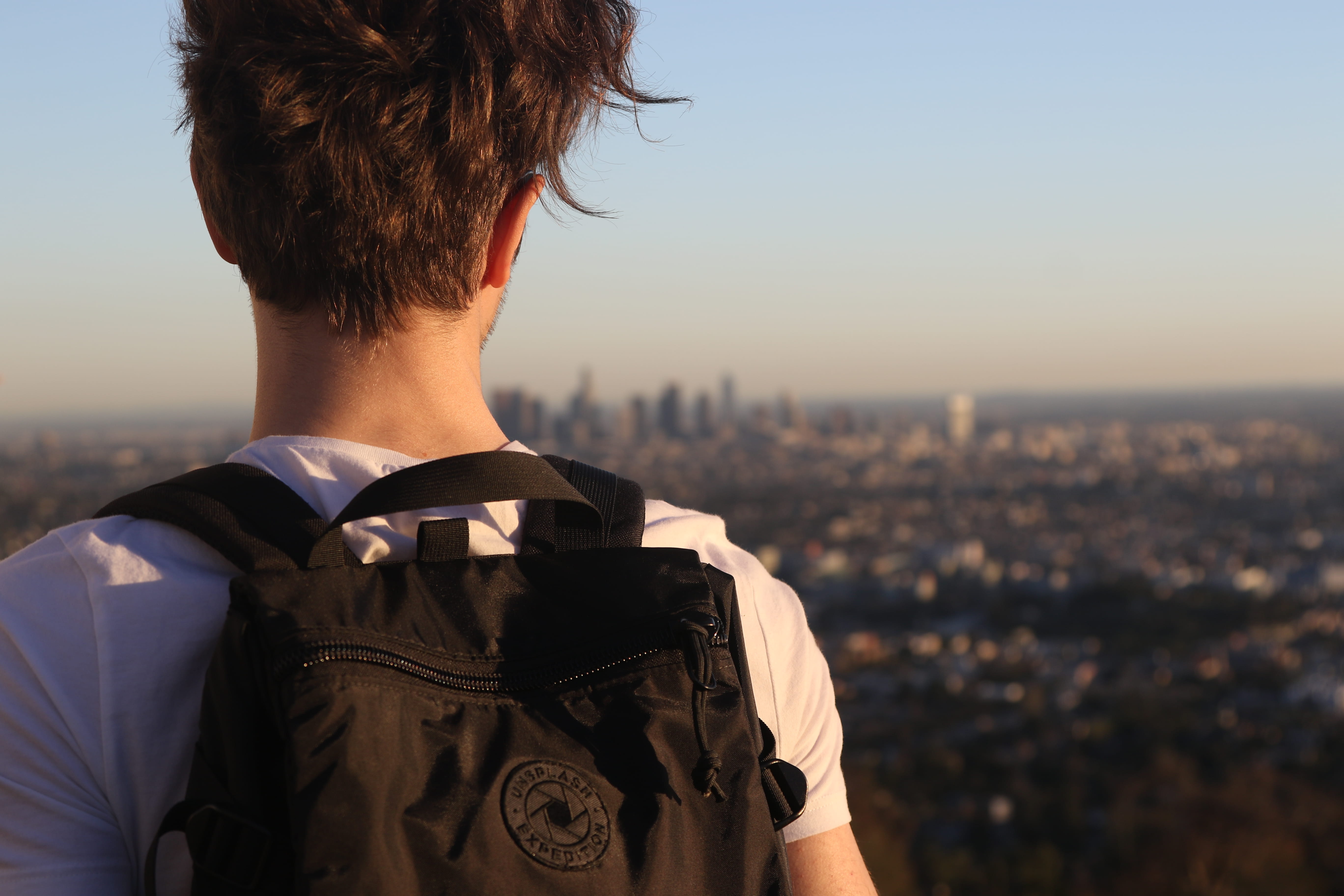 built structure, standing, leisure activity, 5K, high, tourist, man, ground, travel, casual clothing, city, rear View, adults only, copy Space, mountain, HD Wallpaper