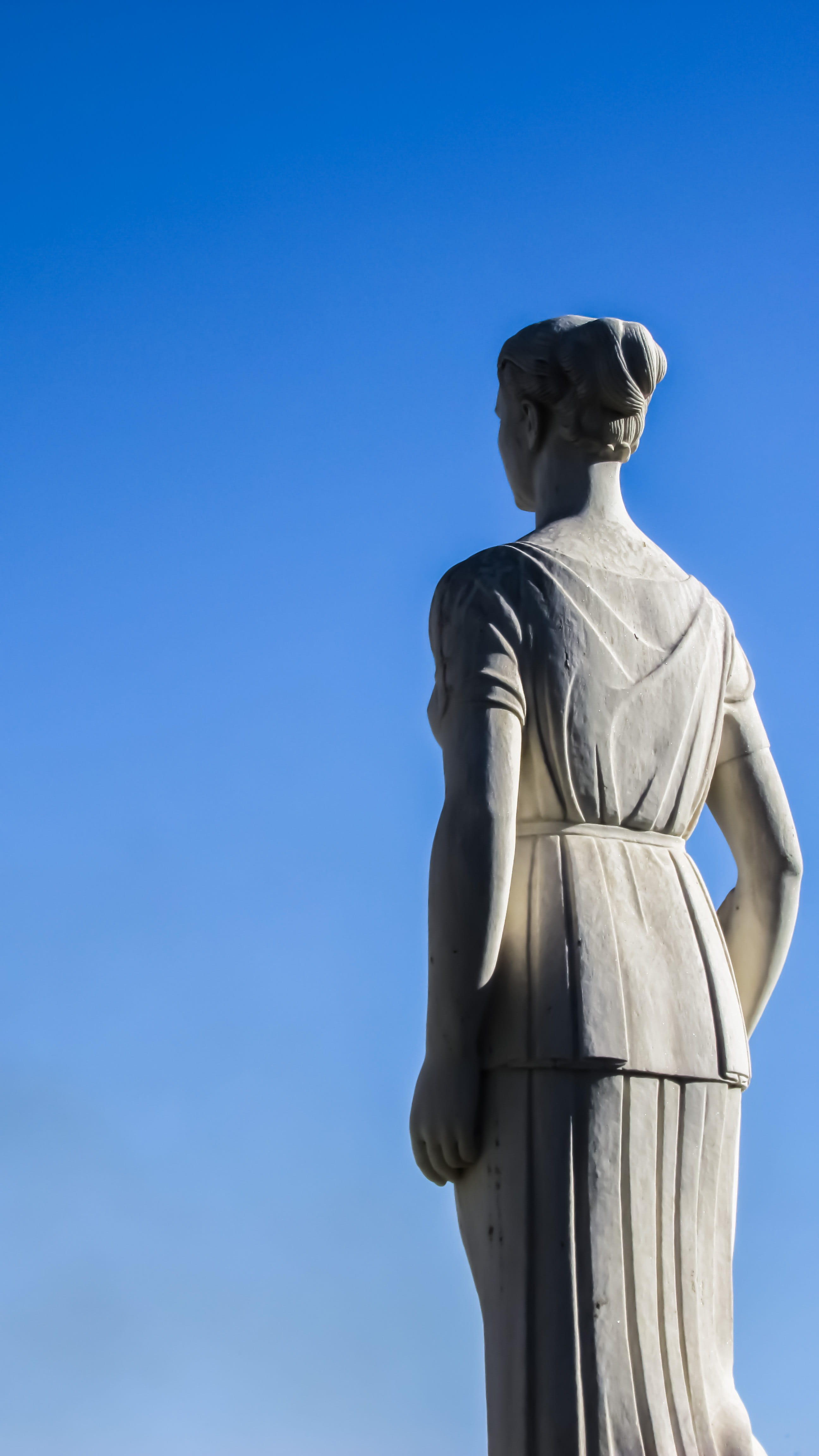 art and craft, greek, famous Place, clear sky, male likeness, creativity, craft, Statue, spirituality, architecture, day, low angle view, religion, nature, Phone HD Wallpaper