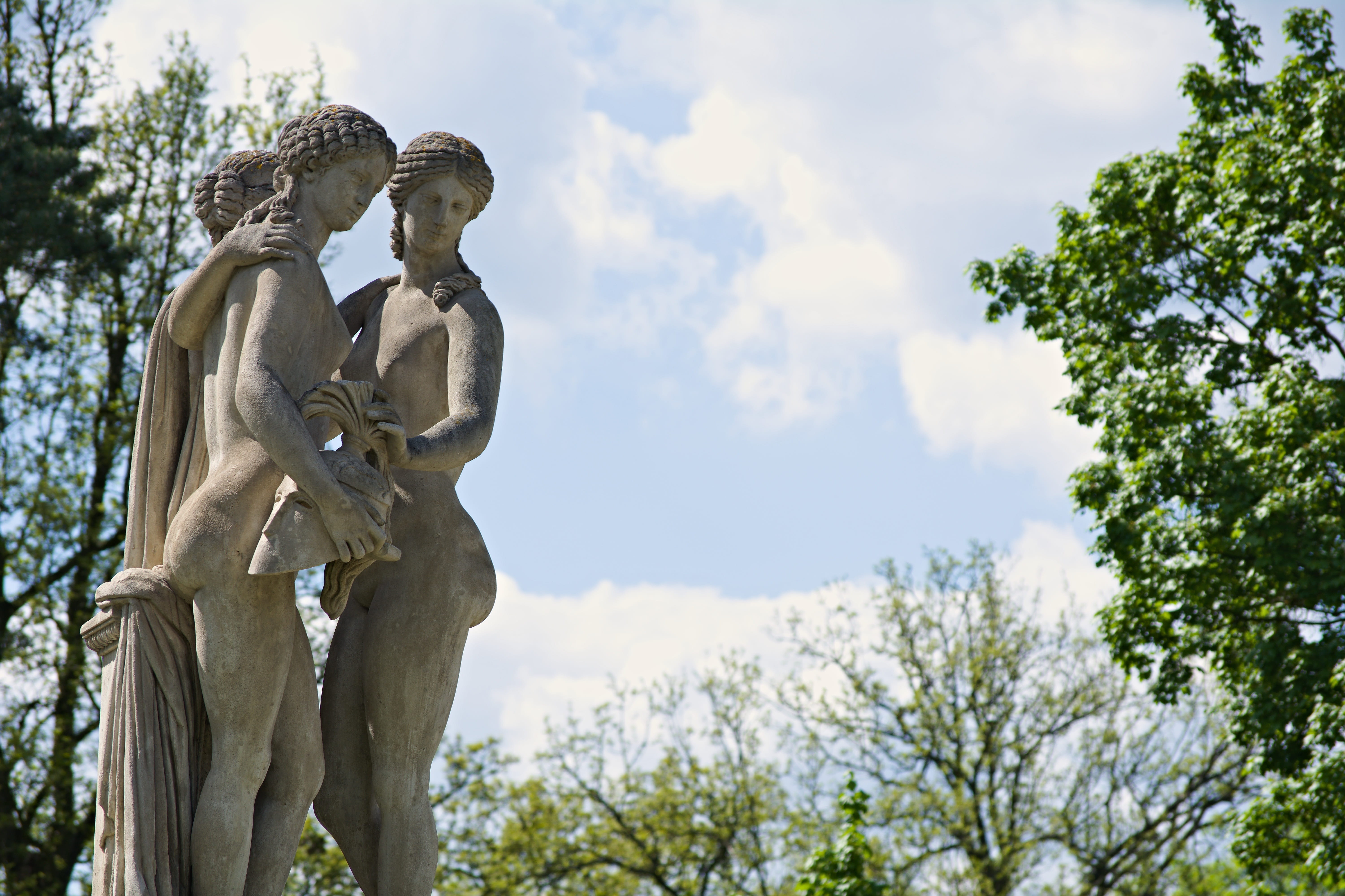 representation, outdoors, two people, memorial, tree, female likeness, plant, sky, craft, angel, old, cloud - sky, male likeness, famous Place, day, sculpture, HD Wallpaper