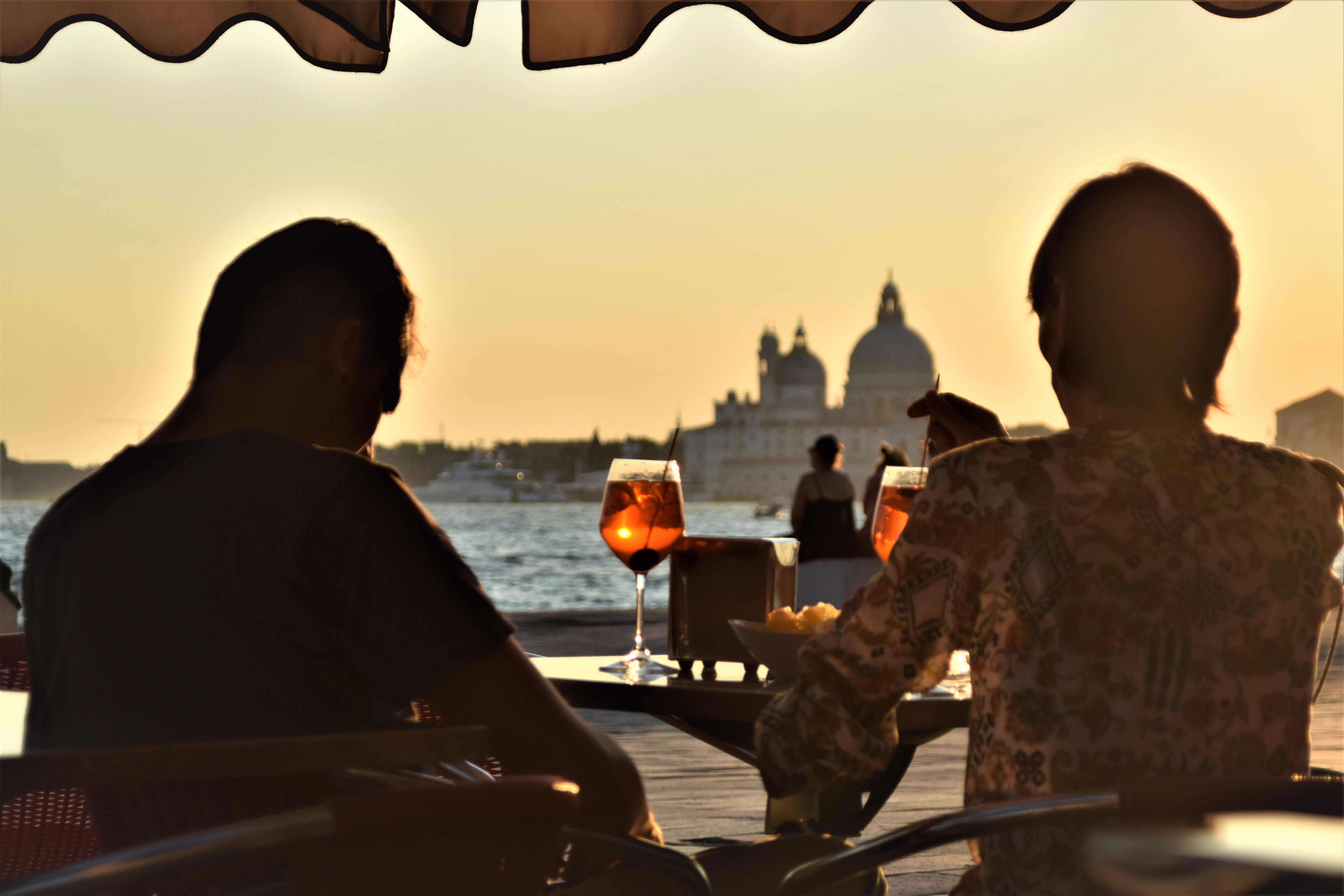 city, adult, built structure, waist up, cityscape, building exterior, tourist, water, summer, canal, venezia, travel, panorama, aperol, men, basilica, nature, HD Wallpaper