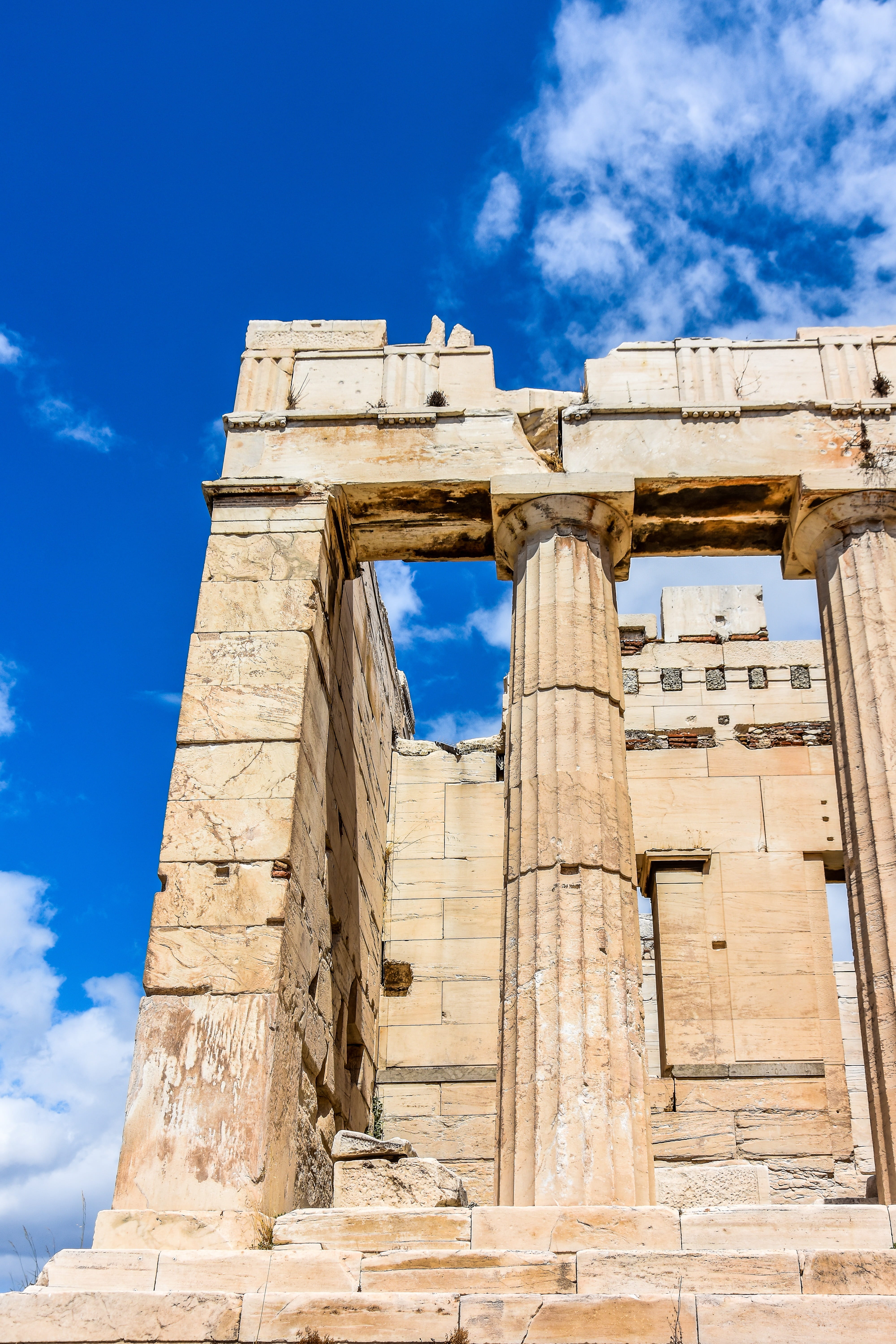 building, culture, architectural column, low, athena, city, daytime, monument, outdoors, ancient history, athens, cloud - sky, civilization, tourism, antique, Phone HD Wallpaper