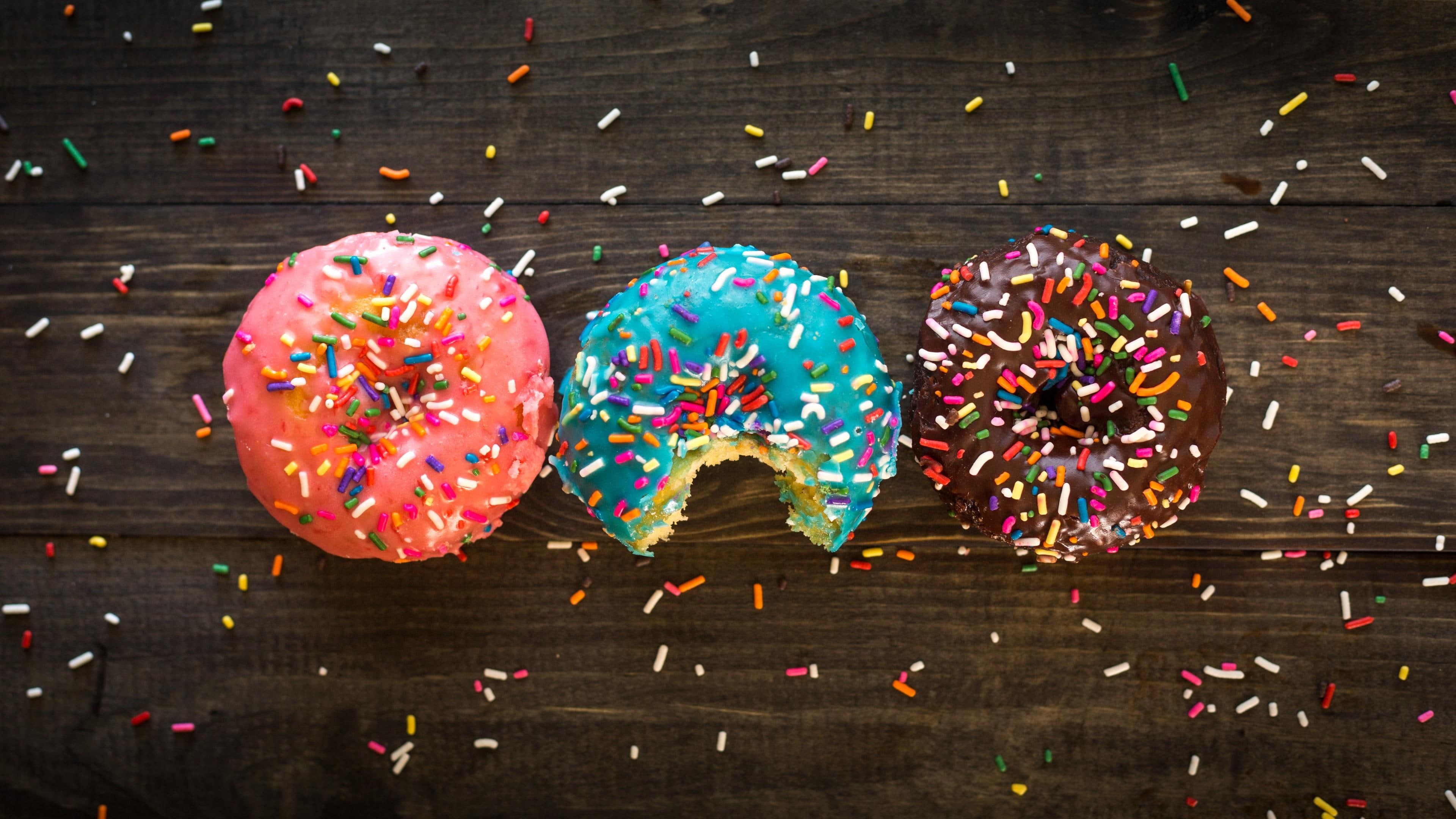sweety, sweetness, desk, sprinkles, doughnut, sweets, 4K, donut, wood, sweetie, fineness, candy, wooden, HD Wallpaper