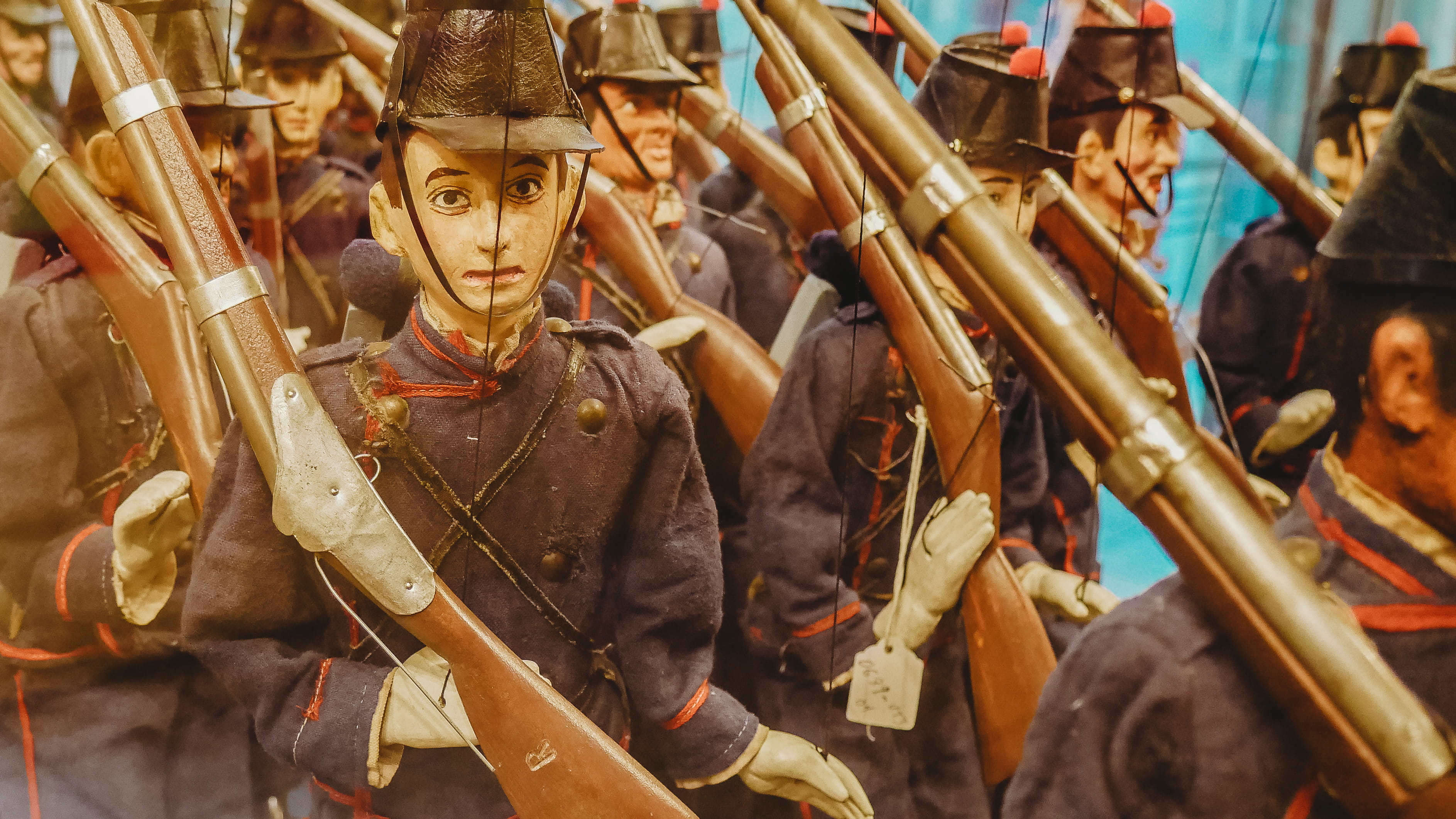 people, architecture, costume, day, helmet, human representation, government, boot, clothing, focus on foreground, legion, crowd, the past, weapon, musical instrument, HD Wallpaper