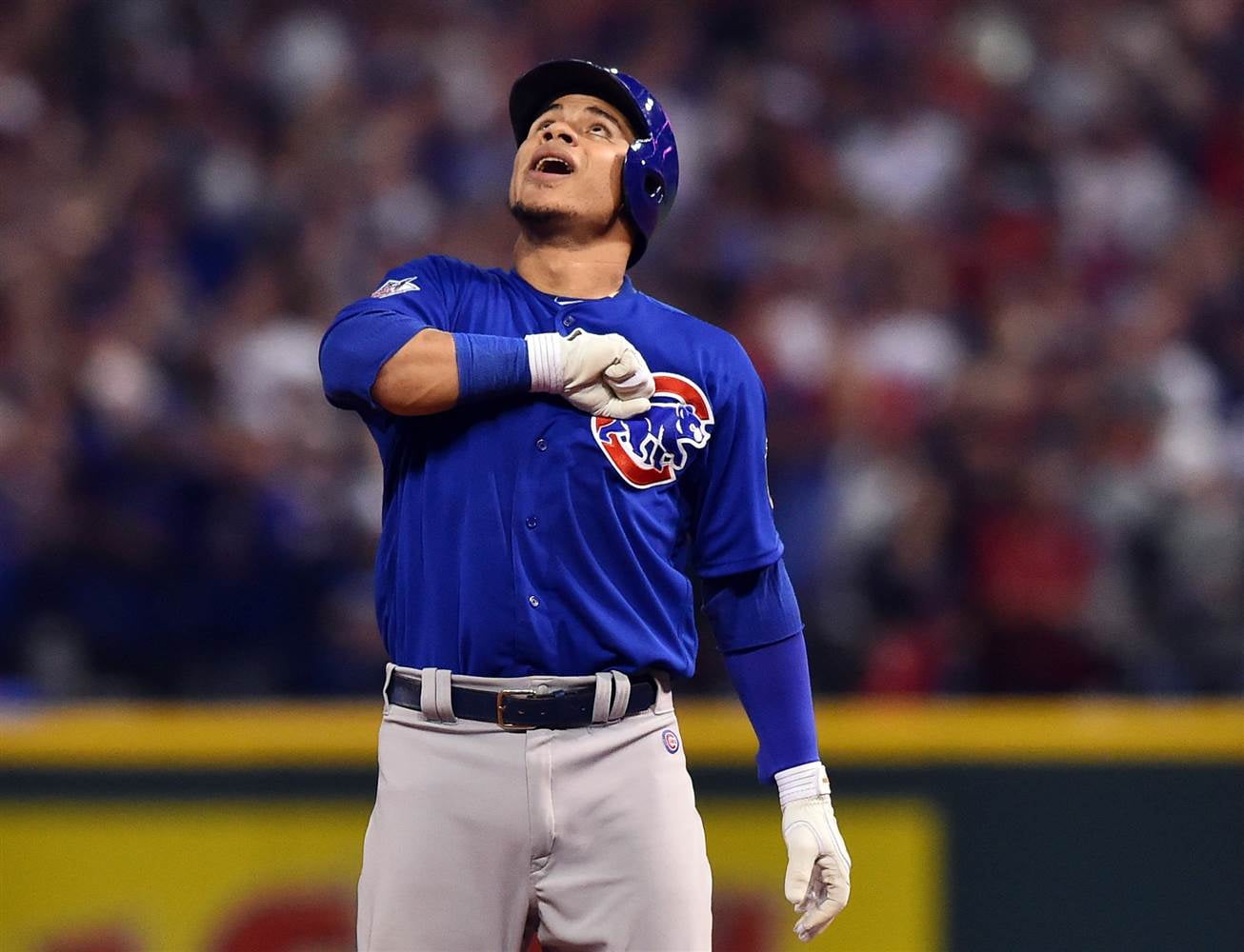 focus on foreground, cubs, sports uniform, standing, looking, sports clothing, athlete, three quarter length, sport, 720P, one person, Major League Baseball, HD Wallpaper