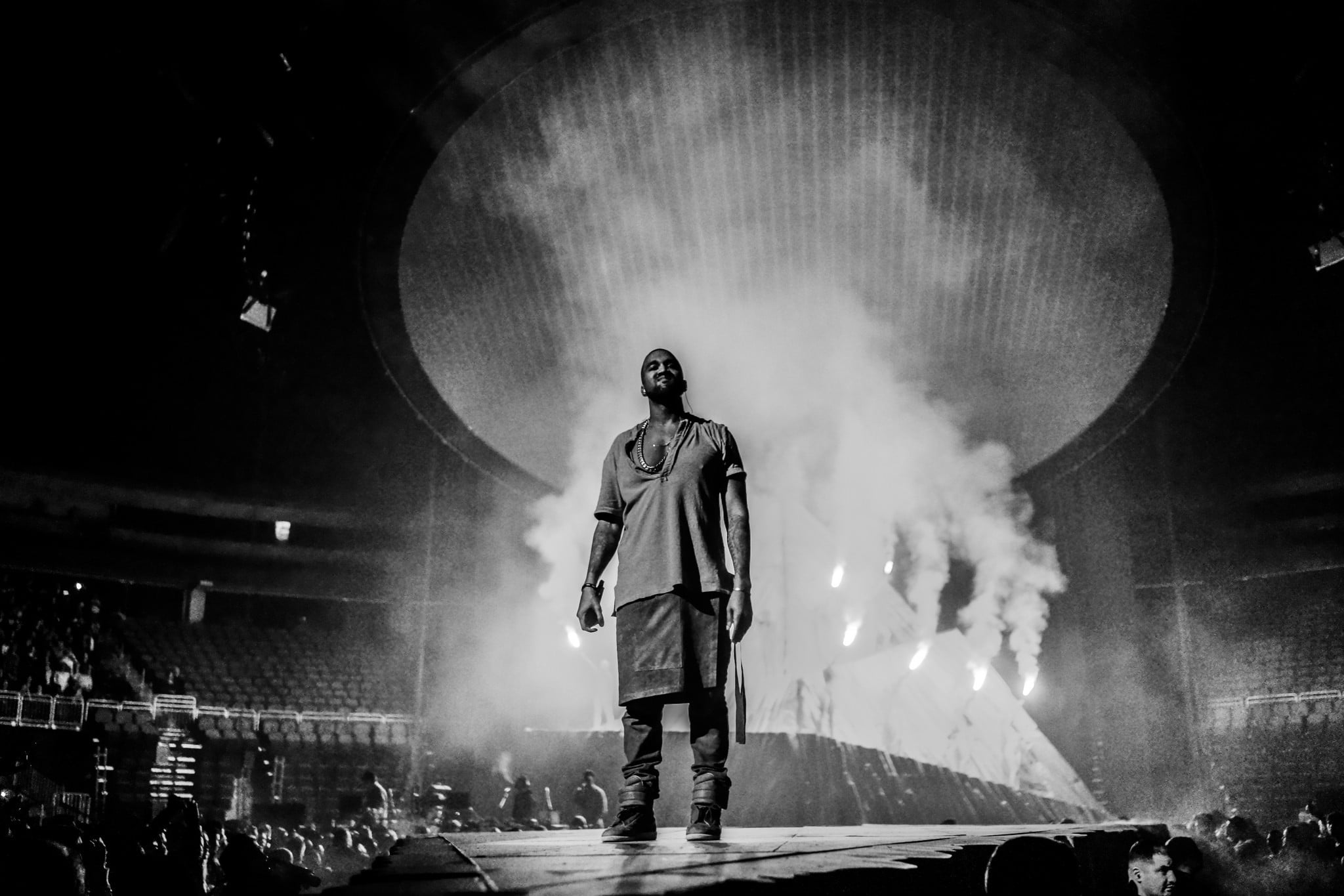illuminated, smoke - physical structure, night, man, real people, spectator, architecture, full length, Kanye West, leisure activity, incidental people, HD Wallpaper