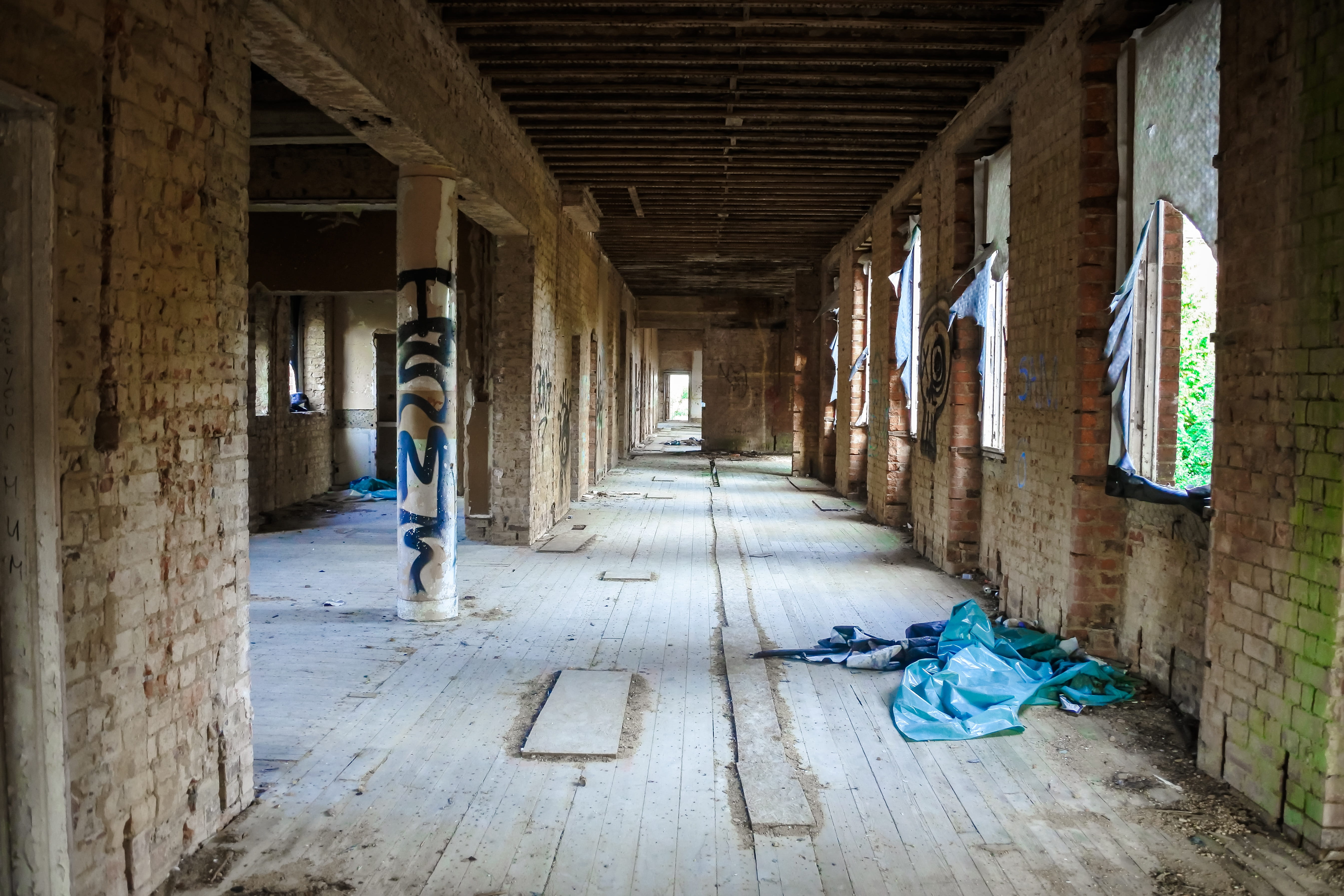 madhouse, st crispins, asylum, grunge, 5K, wood, hospital, ruins, arcade, forgotten, crumbling, architecture, haunted, exploring, brick, urban, indoors, HD Wallpaper