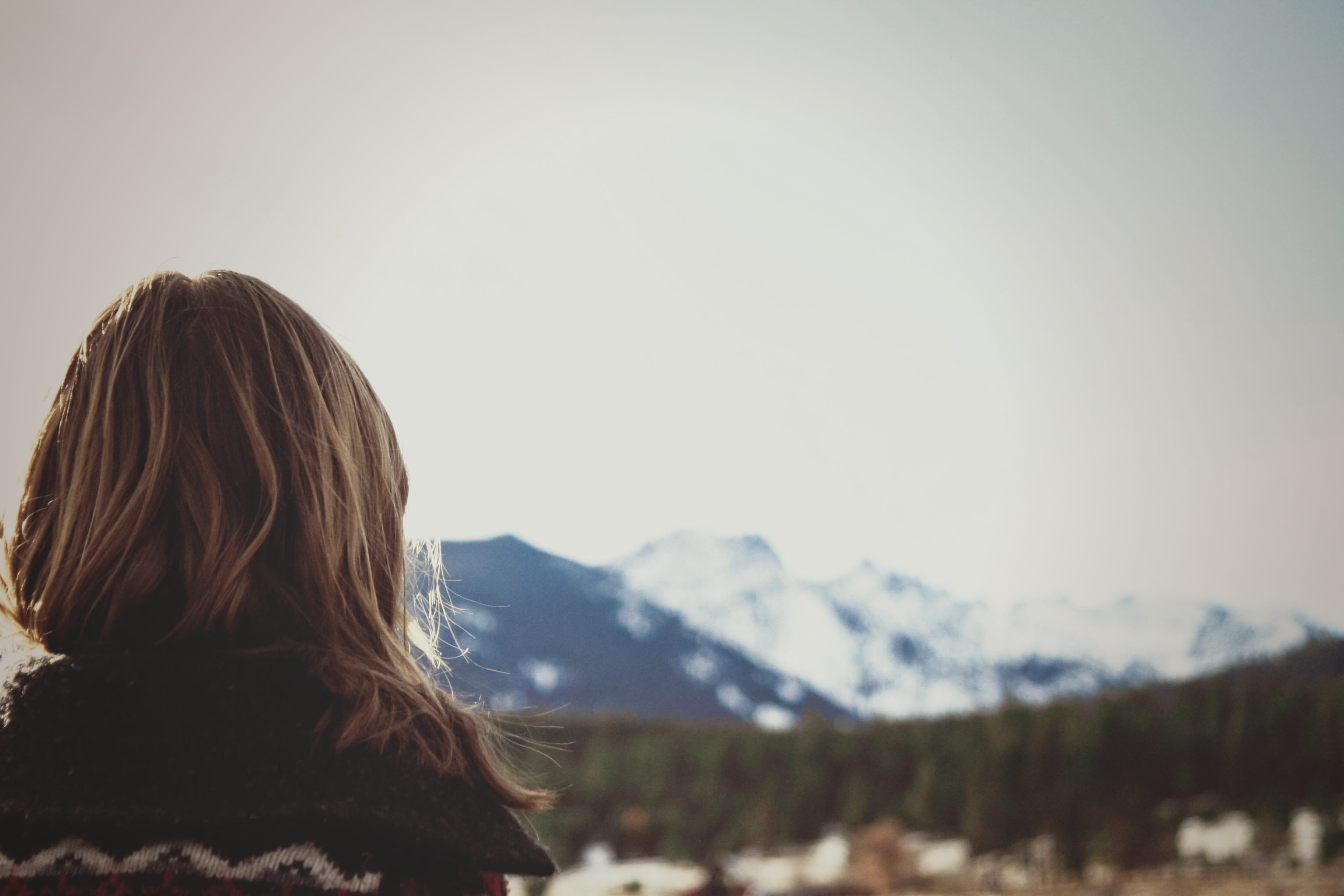 moving Activity, landscape, caucasian Ethnicity, front, leisure activity, image Type, snow, one girl only, warm clothing, lifestyles, 2K, jacket, frozen Water, HD Wallpaper