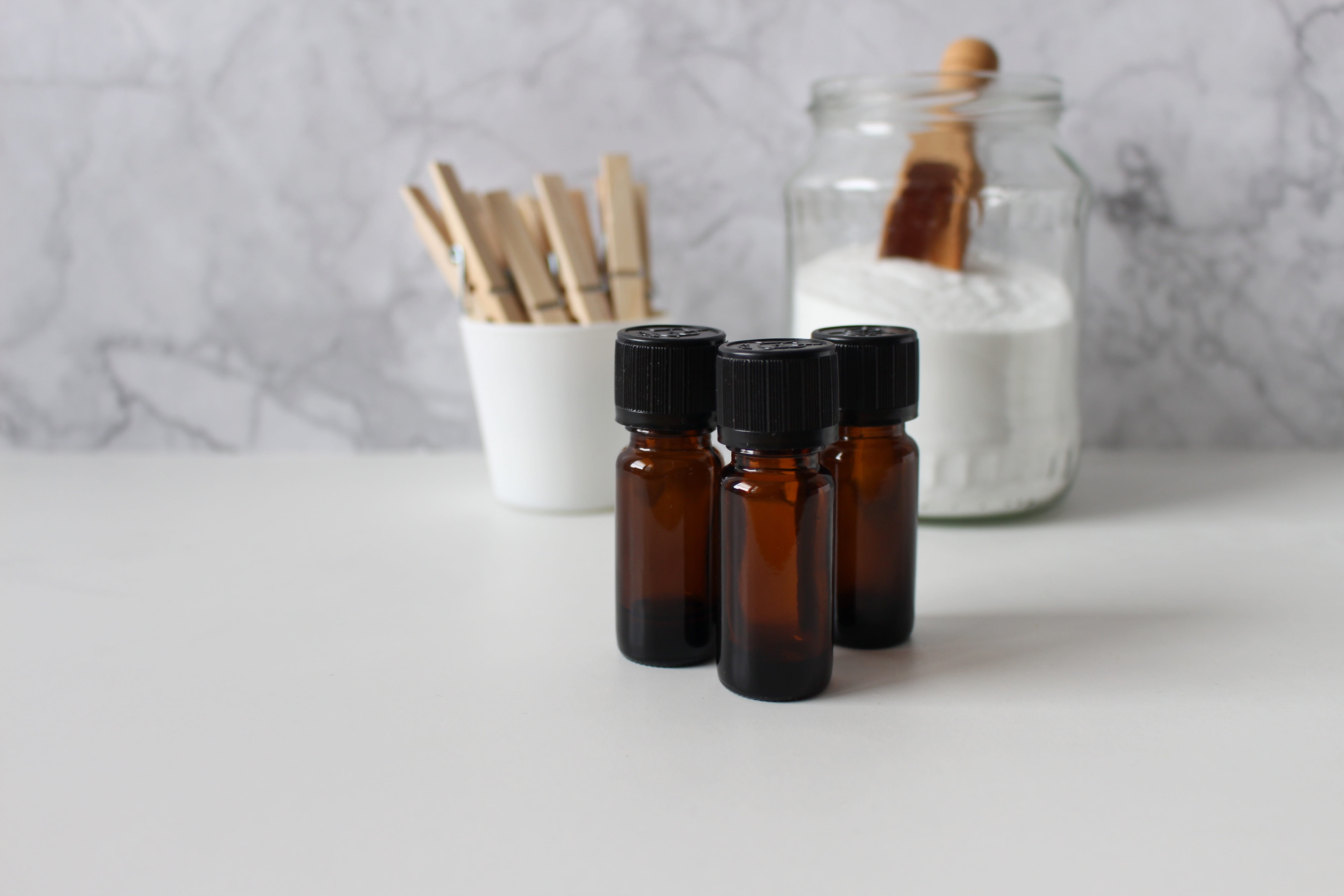 5K, food, laundry day, transparent, capsule, focus on foreground, still life, glass - material, baking soda, essential oils, dose, house cleaning, klämmerchen, HD Wallpaper
