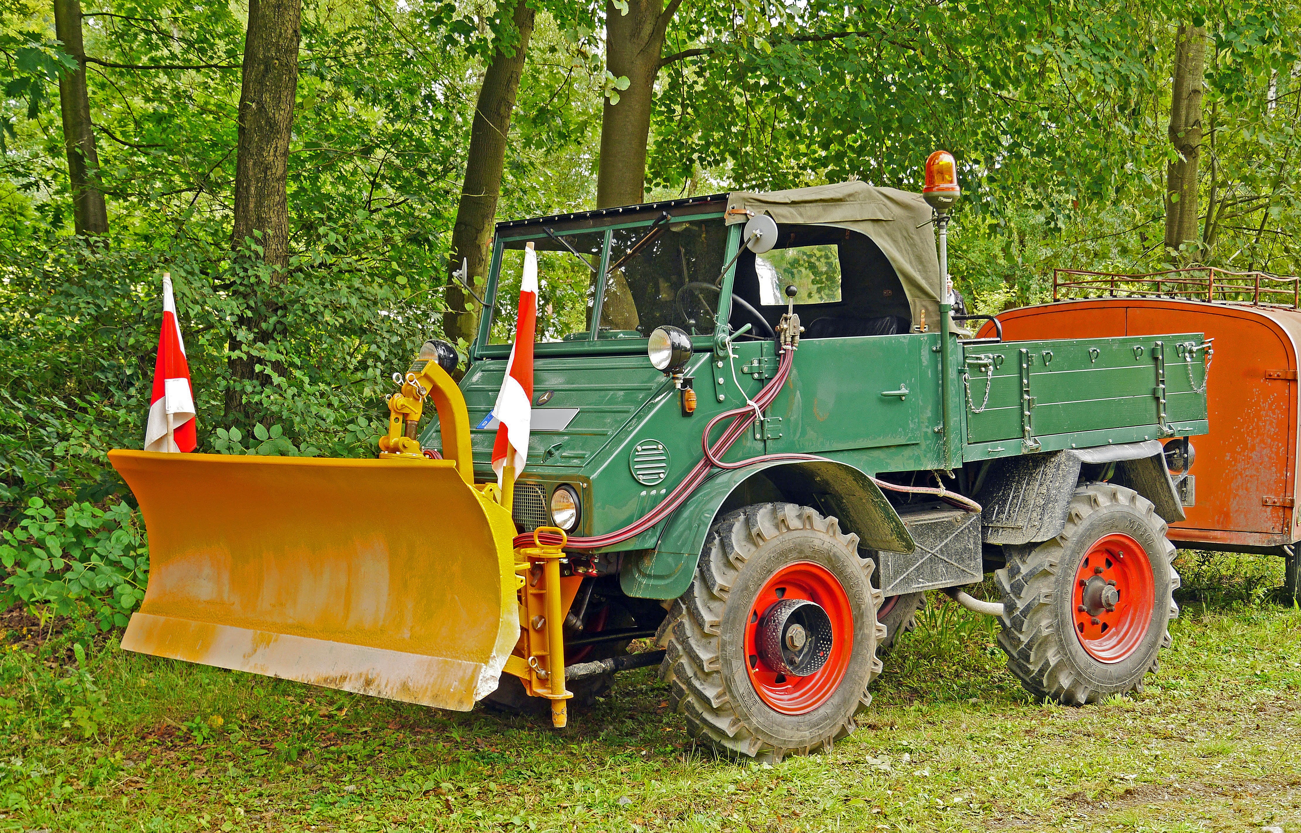 daimler-benz, stationary, remedy machine, exhibition, land vehicle, agriculture, agricultural machinery, growth, nature, universal tractor, agricultural equipment, HD Wallpaper