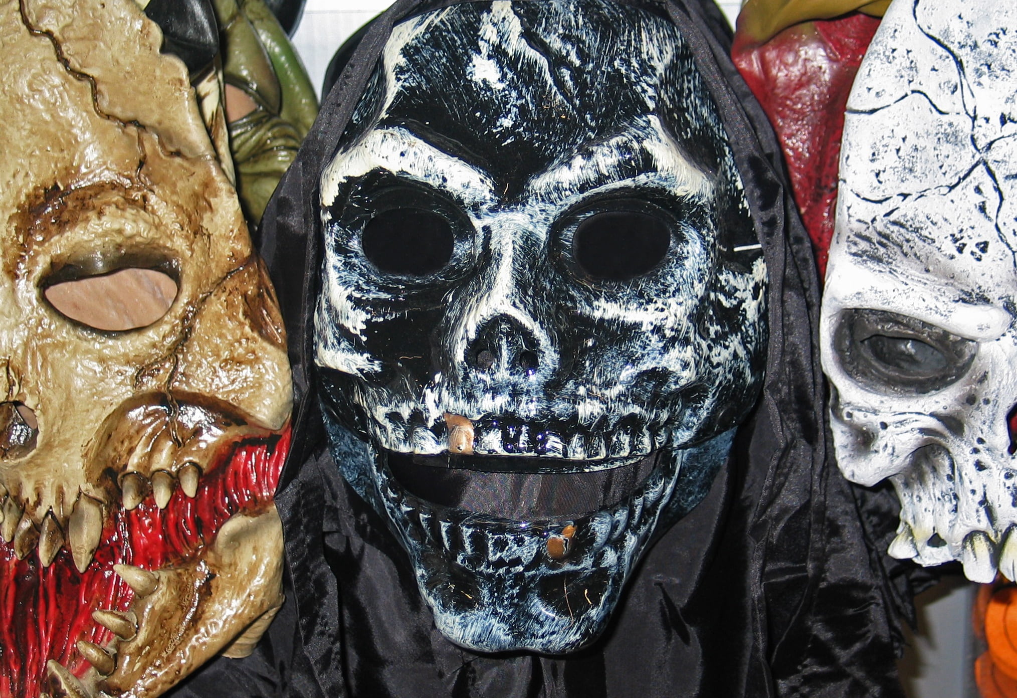masks, tradition, human skull, terrified, foraging haunting, surreal, white, human skeleton, ghost, creepy, skullhead, carnival - celebration event, heath fear, HD Wallpaper