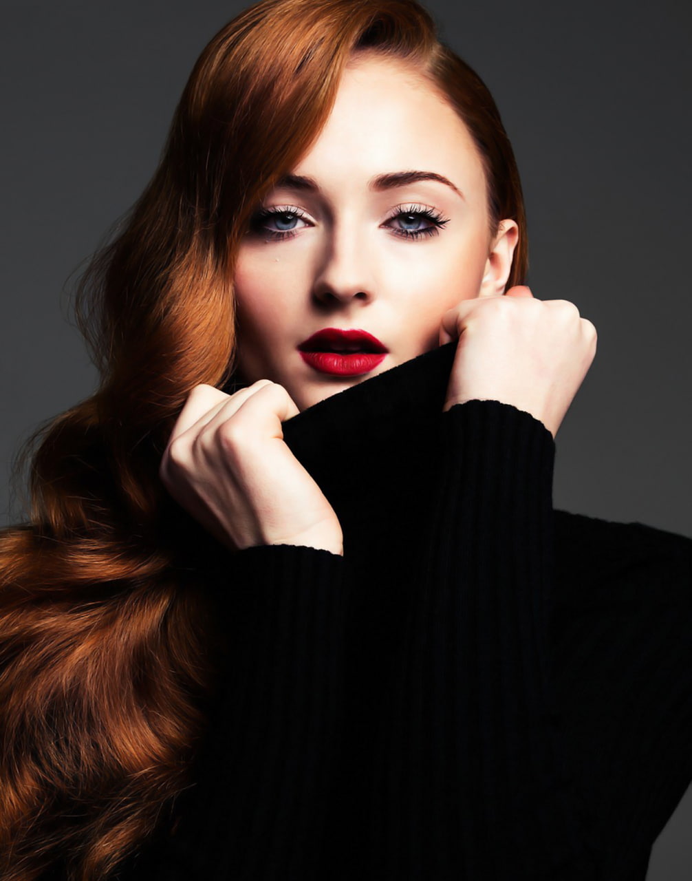 Sophie Turner, blue eyes, actress, redhead, 720P, Phone HD Wallpaper