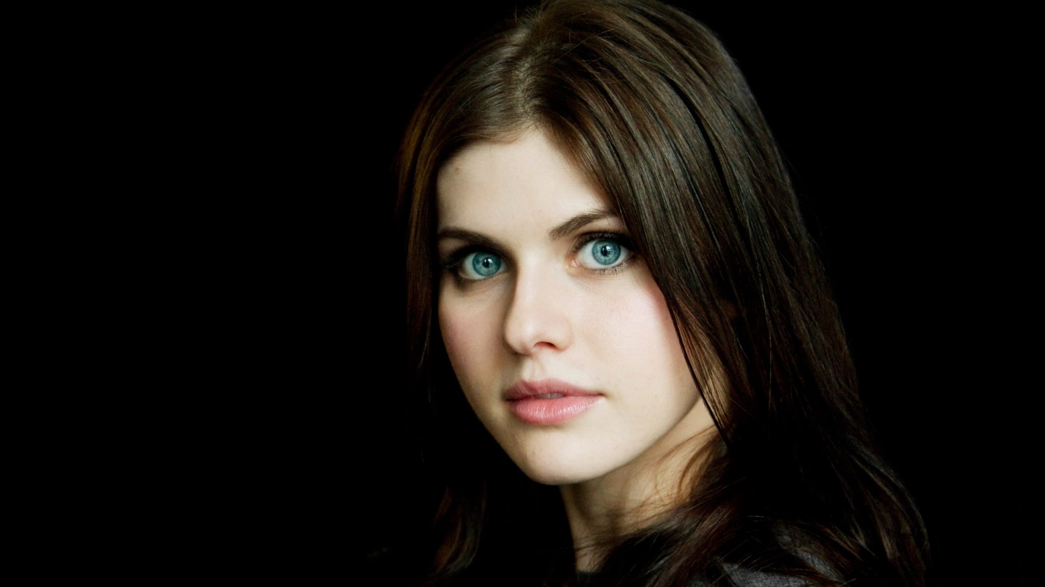 hair, human face, black background, long hair, close-up, contemplation, indoors, hairstyle, body part, brown hair, beauty, bangs, copy space, alexandra daddario macbook  hd, HD Wallpaper