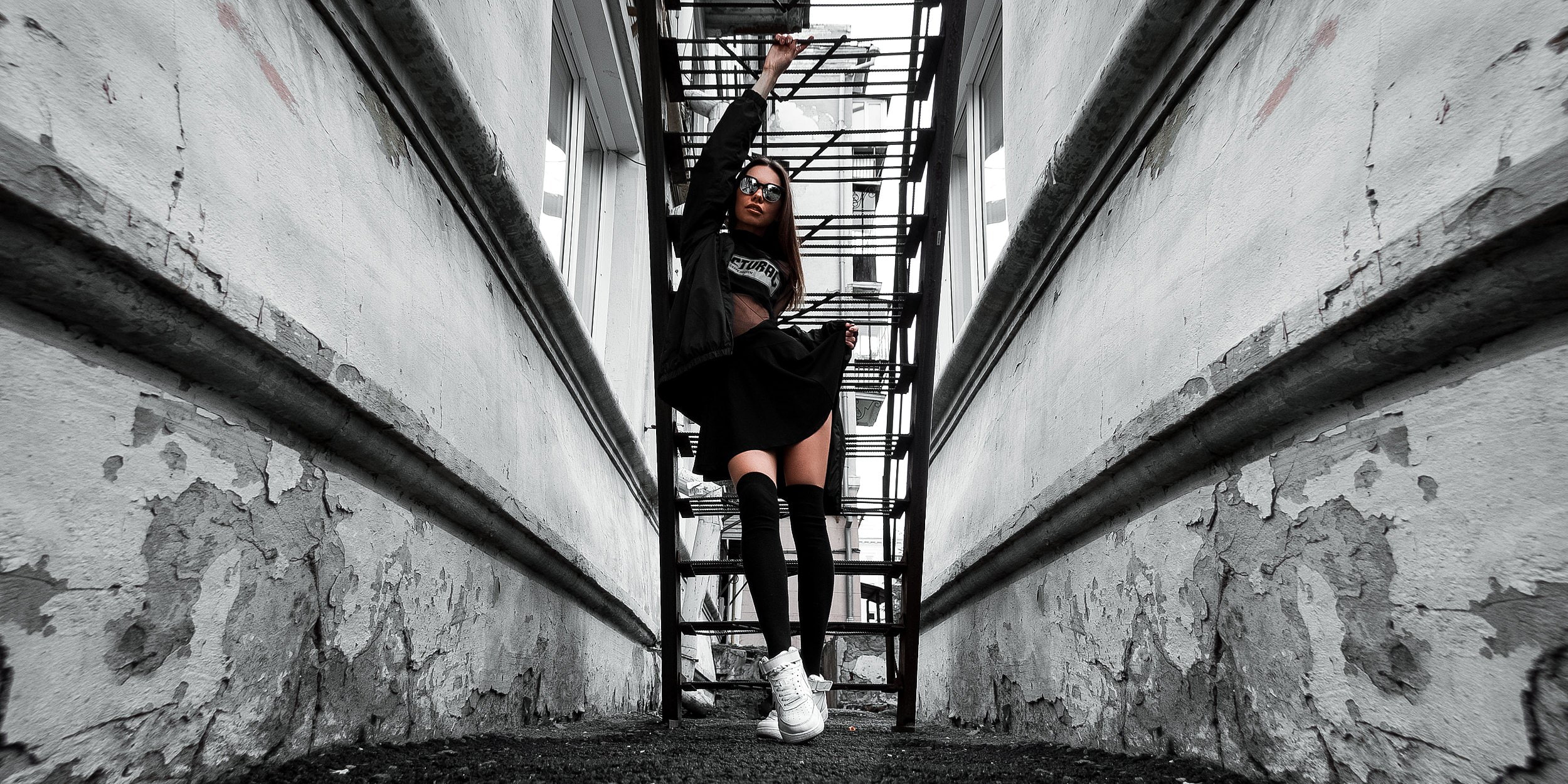 railing, sneakers, 1080P, outdoors, standing, direction, lifestyles, built structure, building exterior, casual clothing, steps and staircases, staircase, HD Wallpaper