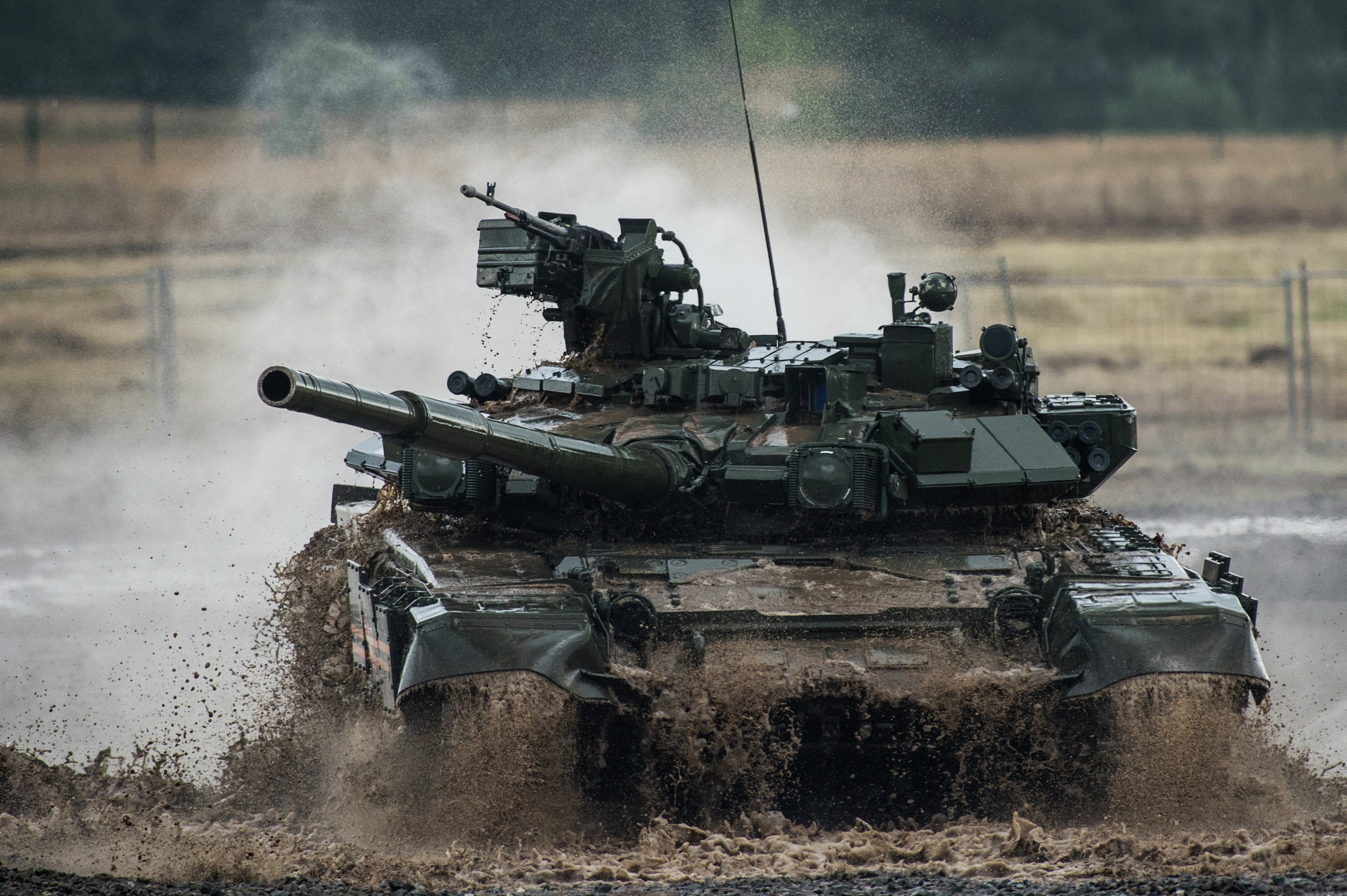 armored Vehicle, protection, cannon, violence, dust, gun, weapon, government, armed Forces, army soldier, fighting, battle, military training, day, artillery, HD Wallpaper