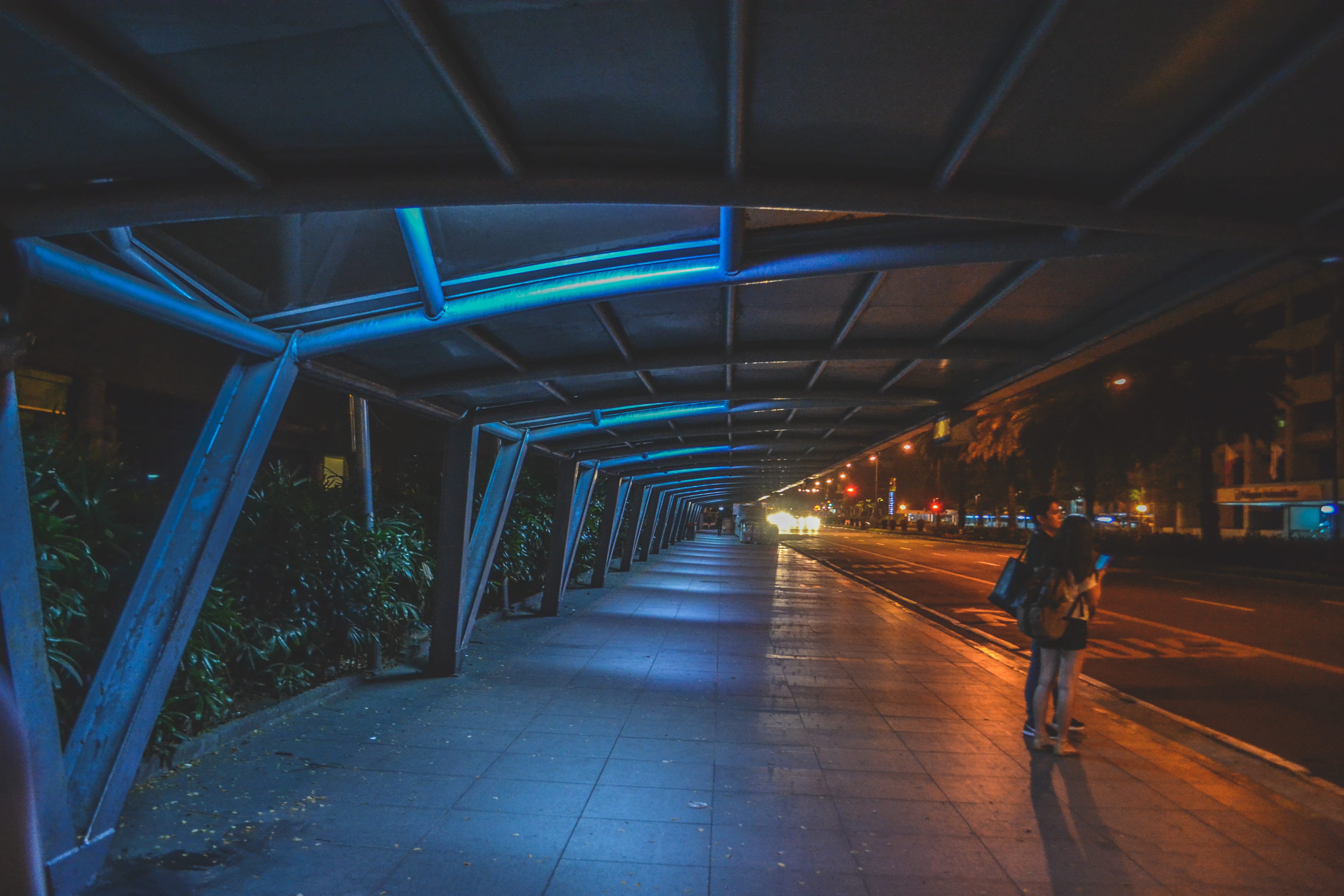 diminishing perspective, lights, the way forward, awesupply, game of thrones, neon lights, ice, men, lifestyles, ayala avenue, incidental people, real people, HD Wallpaper