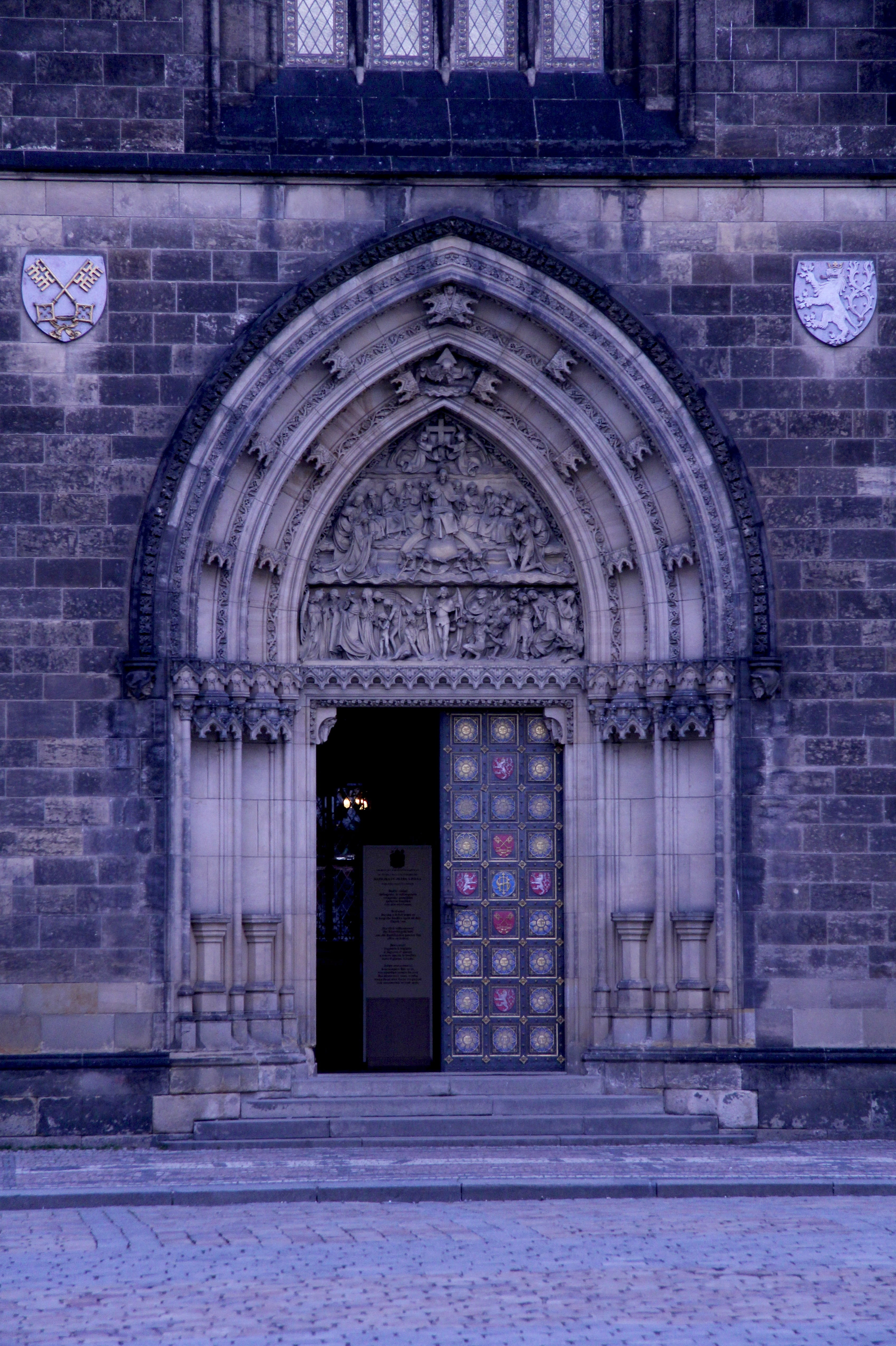 outdoors, dark, closed, church, ornate, portal, 4K, facade, city, entrance, door, arch, no people, architecture, doorway, wall, arched, built structure, Phone HD Wallpaper