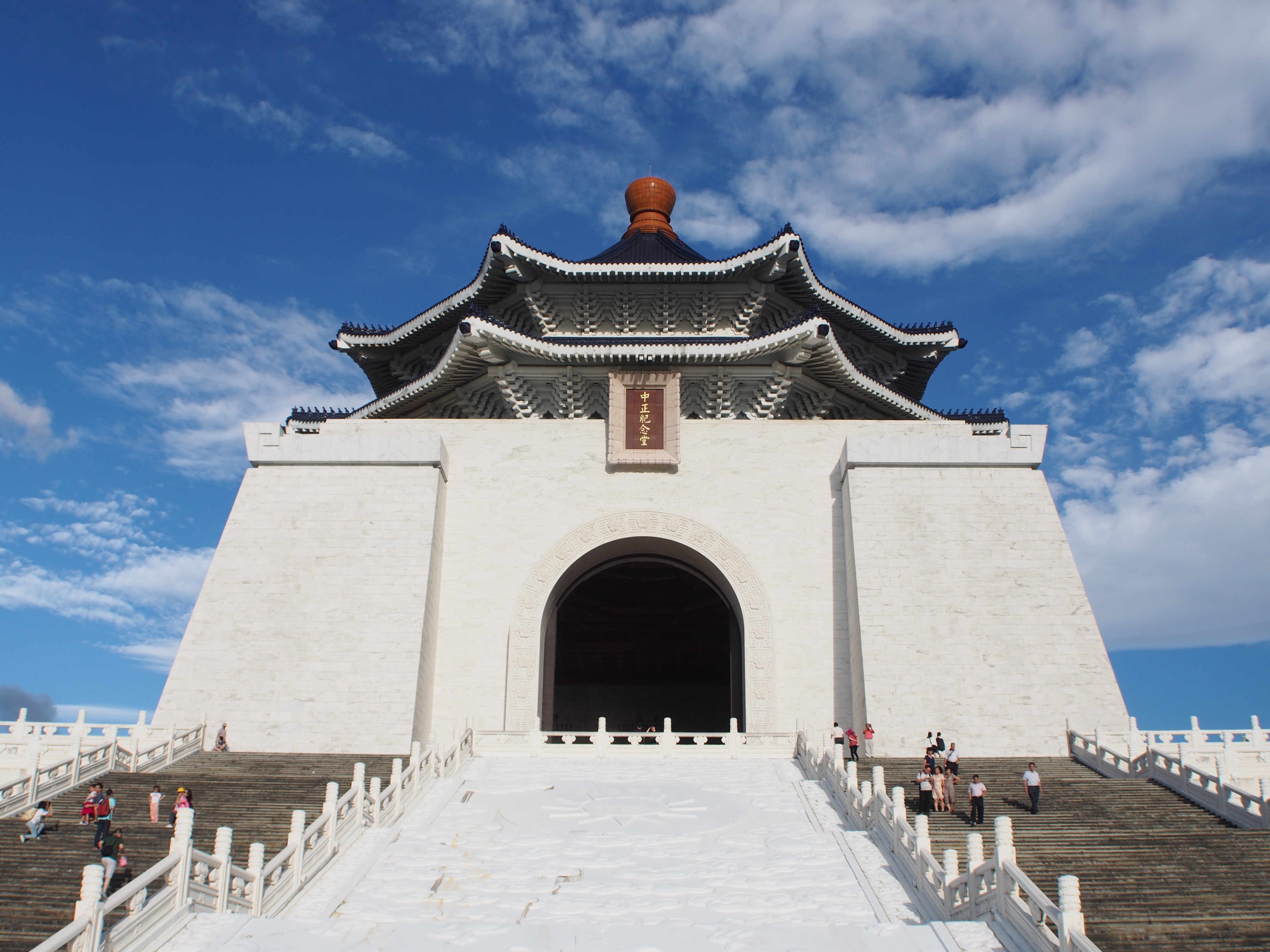 building exterior, memorial, daytime, temple, taipei, incidental people, belief, history, cloud - sky, architecture, day, religion, facade, the past, place of worship, HD Wallpaper