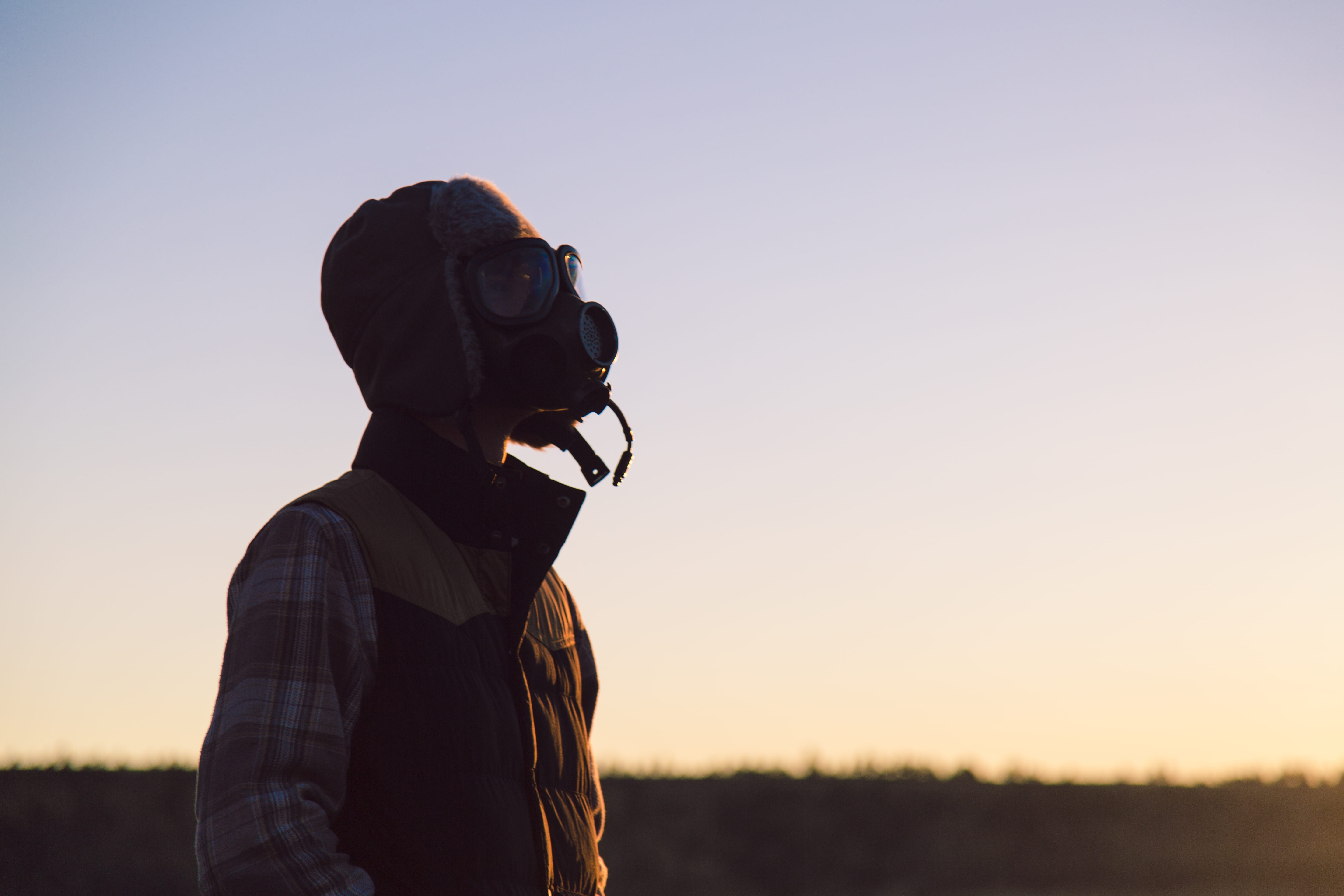 gilet, open, outdoors, 5K, nature, photography themes, vest, technology, golden hour, black, silhouette, sunlight, gas, sunset, standing, copy space, photographer, HD Wallpaper
