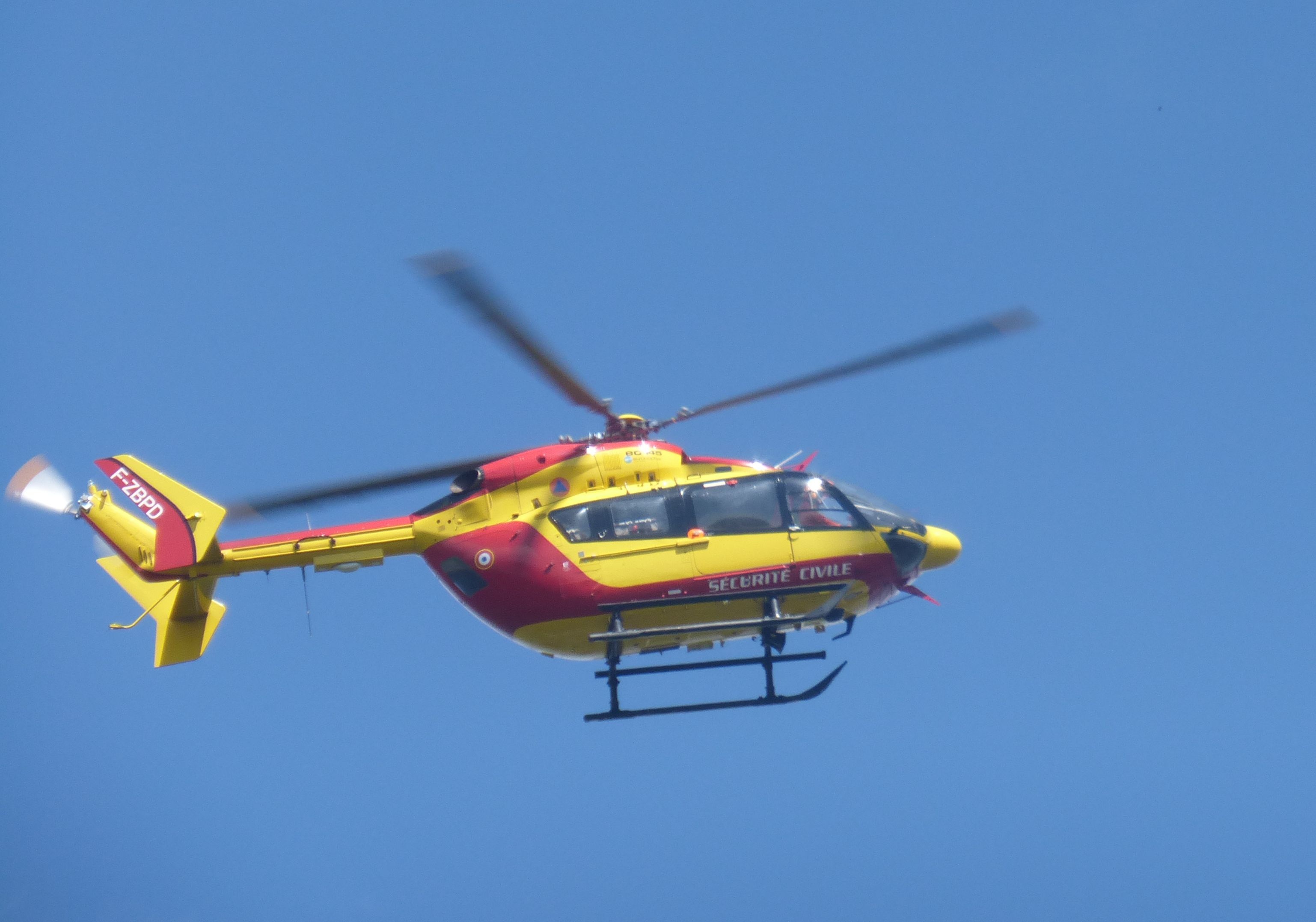transportation, day, mode of transportation, accidents and disasters, clear sky, outdoors, air vehicle, government, flying, nature, mid-air, blue, mountain, HD Wallpaper