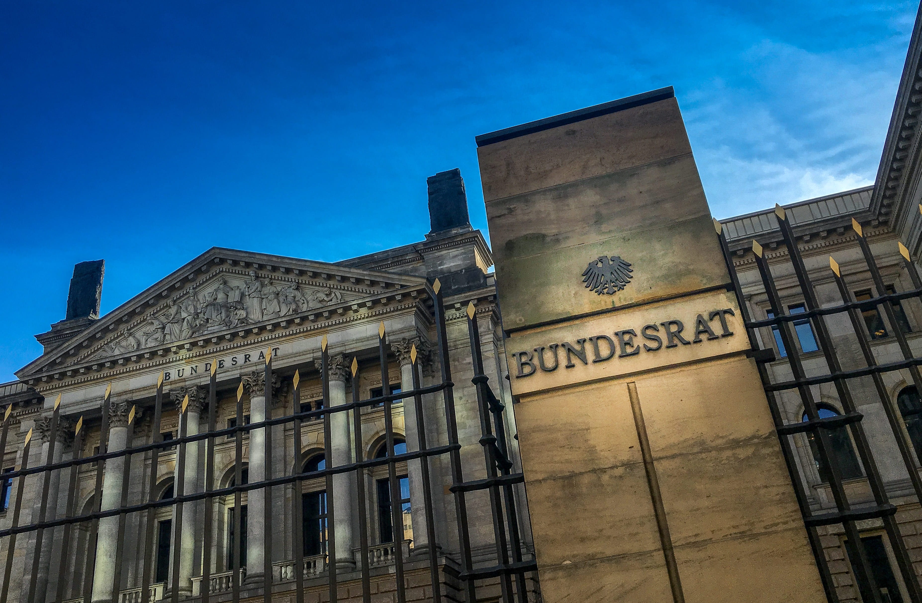 politics, demokratie, sky, blue, travel, city, 2K, government, low angle view, the past, germany, federal eagle, Berlin, Federal Council, history, house facade, HD Wallpaper