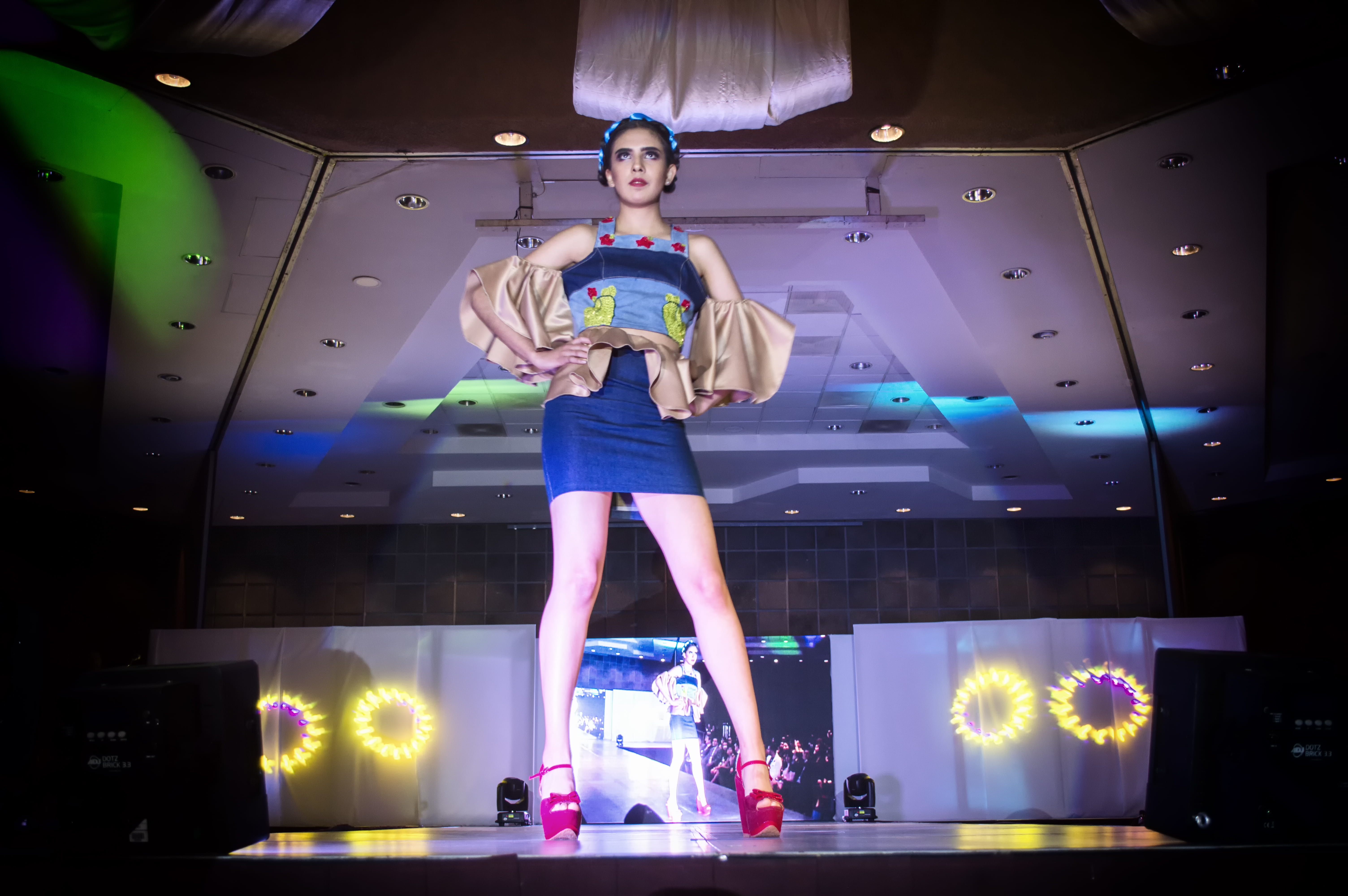 stage, spotlight, looking at camera, catwalk, one person, casual clothing, standing, lights, pose, lifestyles, dress, performer, beautiful, young adult, HD Wallpaper